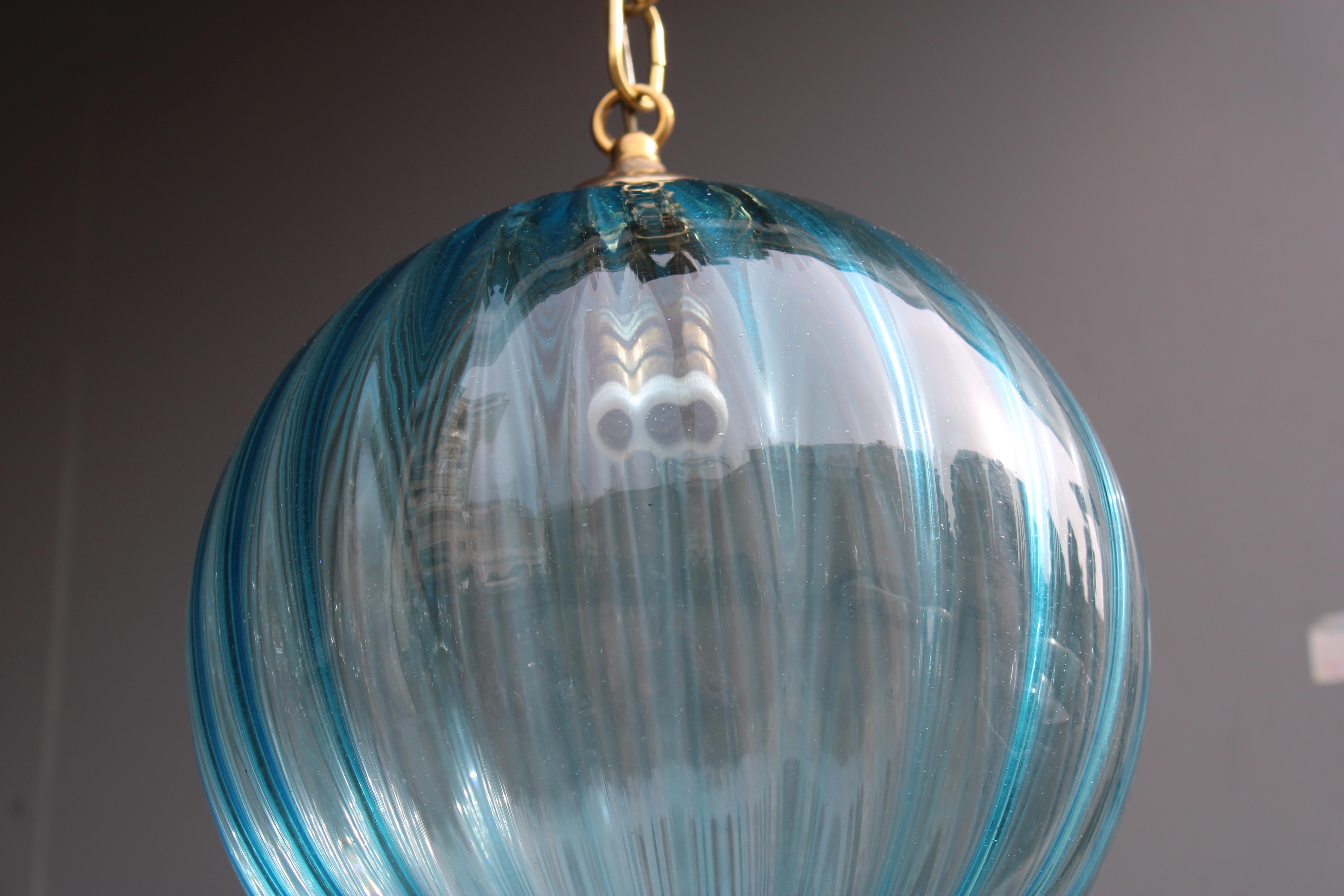 Lampadario Venini in Ottone e vetro di Murano Azzurro Años 50 en Bueno estado para la venta en Palermo, Sicily