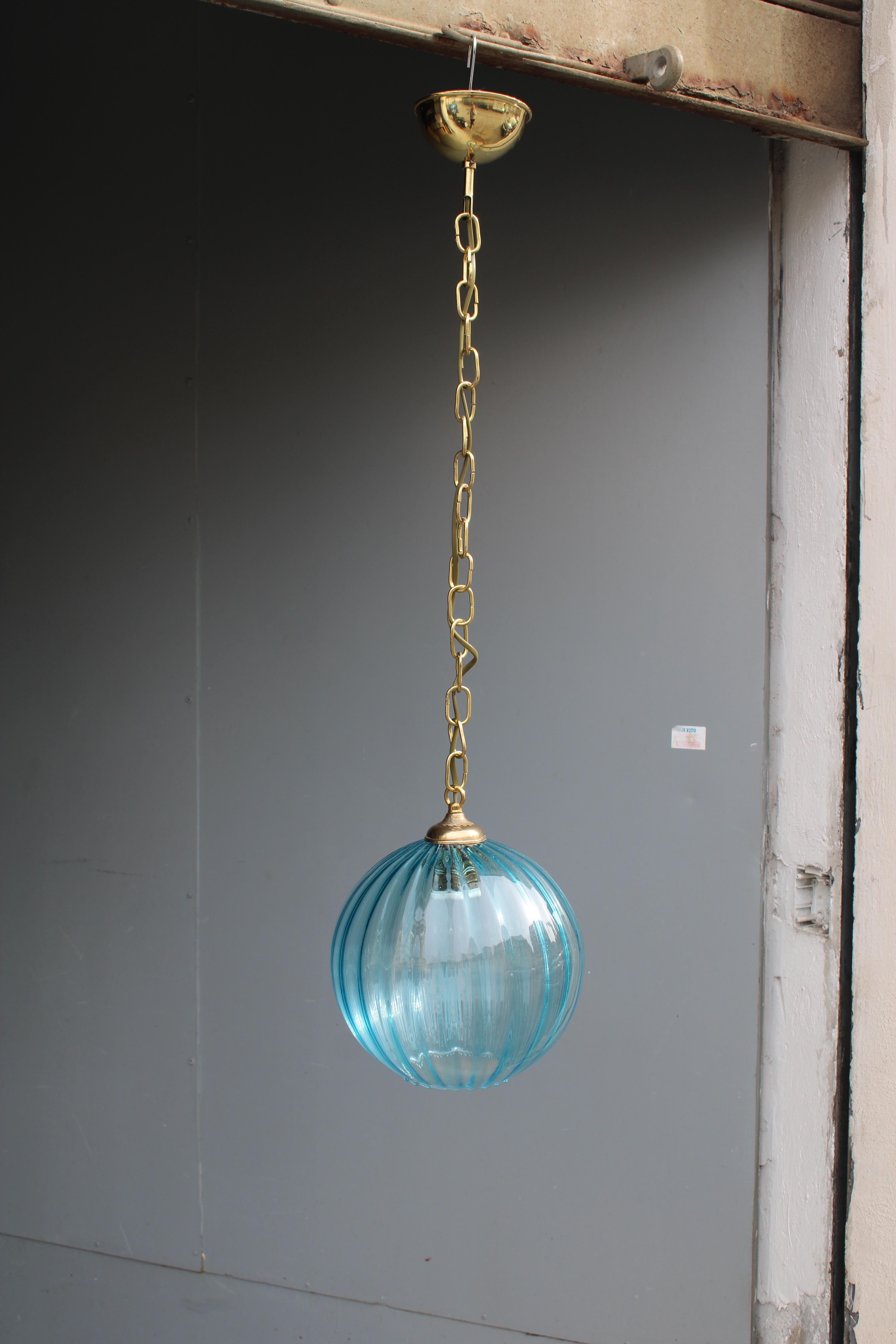 Lampadario Venini in Ottone e vetro di Murano Azzurro Años 50 en venta 2