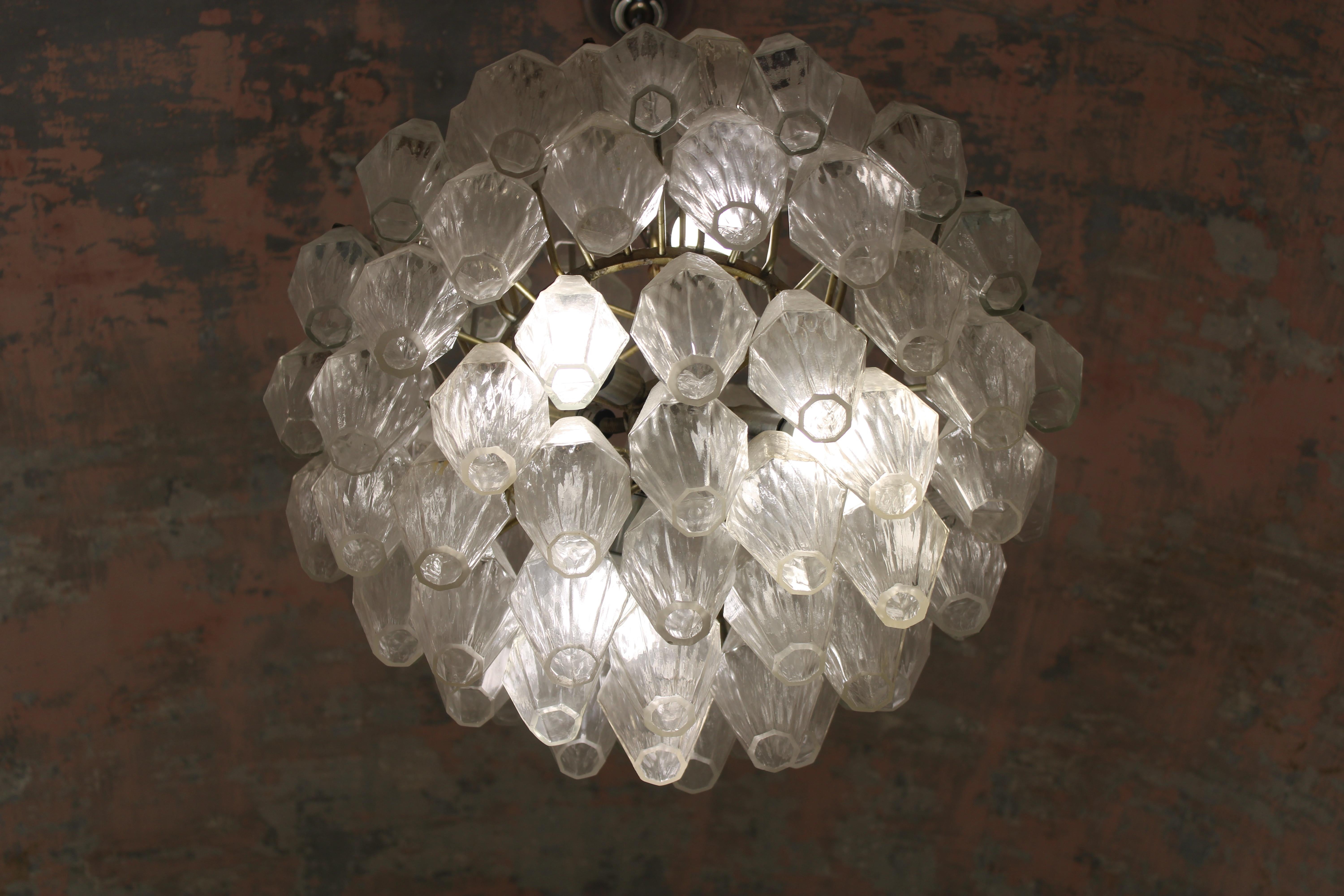 Venini Poliedro Chandelier Carlo Scarpa Round 1950s In Good Condition For Sale In Palermo, Sicily