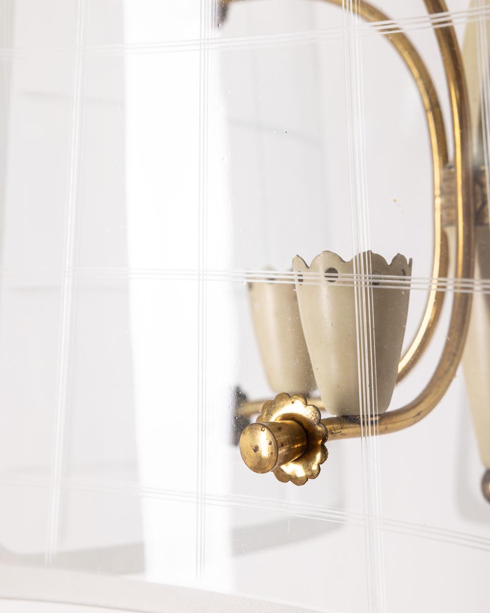 1950er Jahre Vintage Messing und Glas Kronleuchter dekoriert italienischen Design (Moderne der Mitte des Jahrhunderts) im Angebot