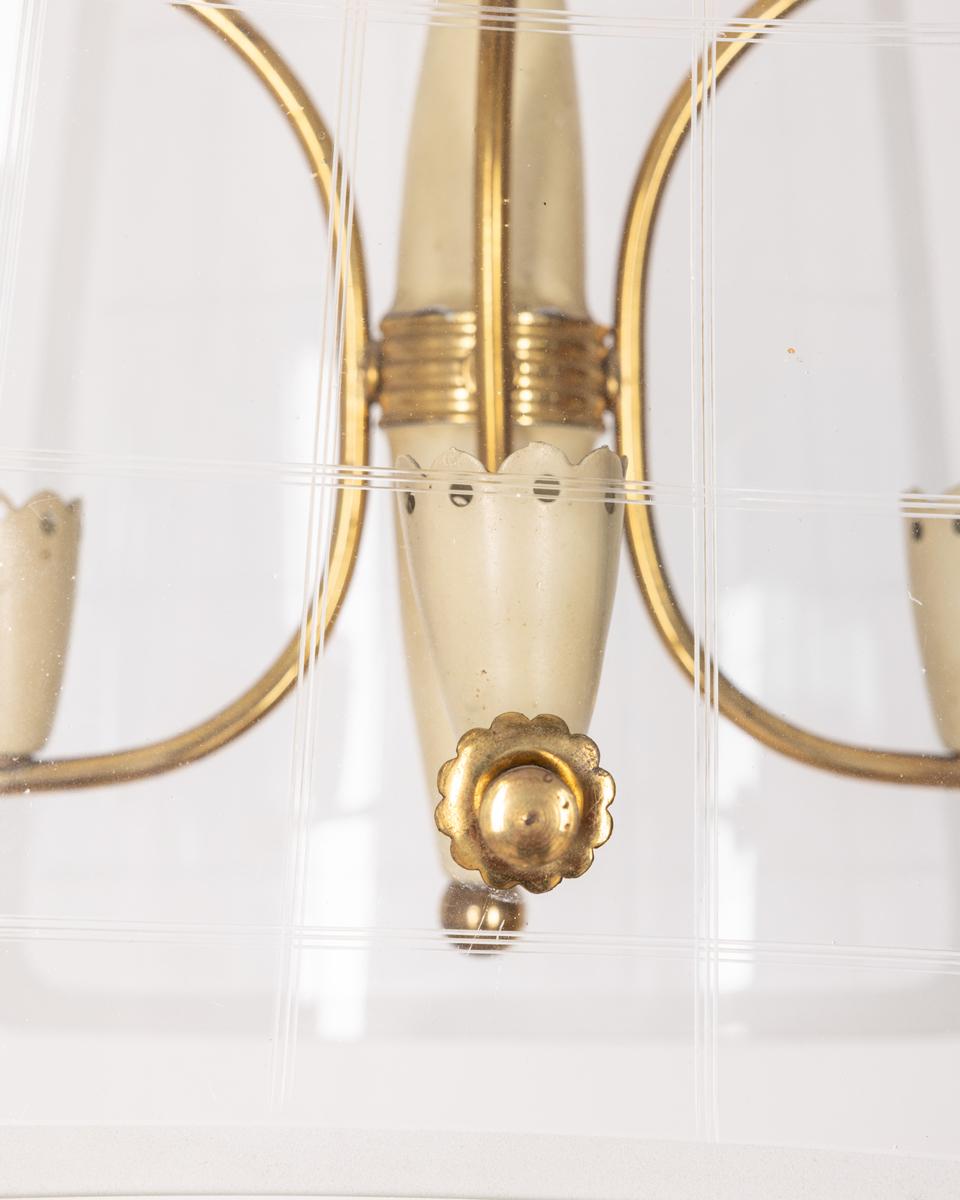 1950er Jahre Vintage Messing und Glas Kronleuchter dekoriert italienischen Design (Italian) im Angebot