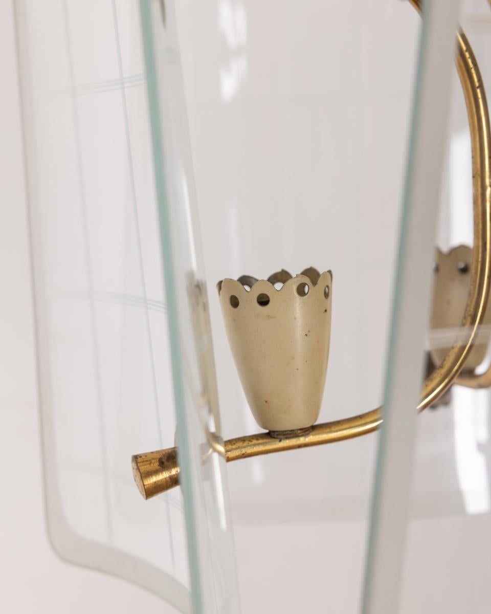 1950er Jahre Vintage Messing und Glas Kronleuchter dekoriert italienischen Design im Angebot 3
