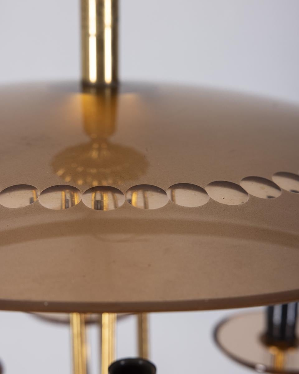 Lampadario vintage anni 50 in ottone e vetro rosa design Italiano In condizioni buone in vendita a None, IT