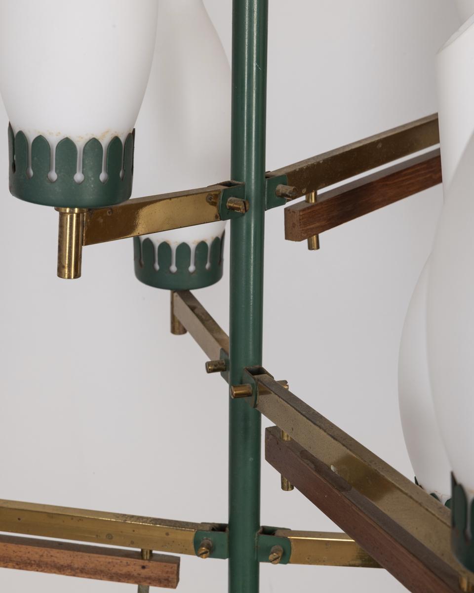 Vintage 1950s brass metal green and glass chandelier Italian design In Good Condition For Sale In None, IT