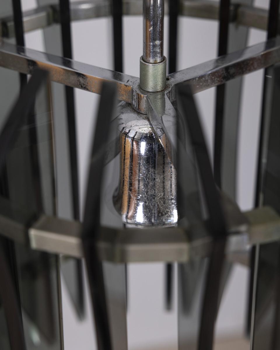Lampadario vintage anni '60 in metallo e vetro fumé  design Veca In condizioni buone in vendita a None, IT