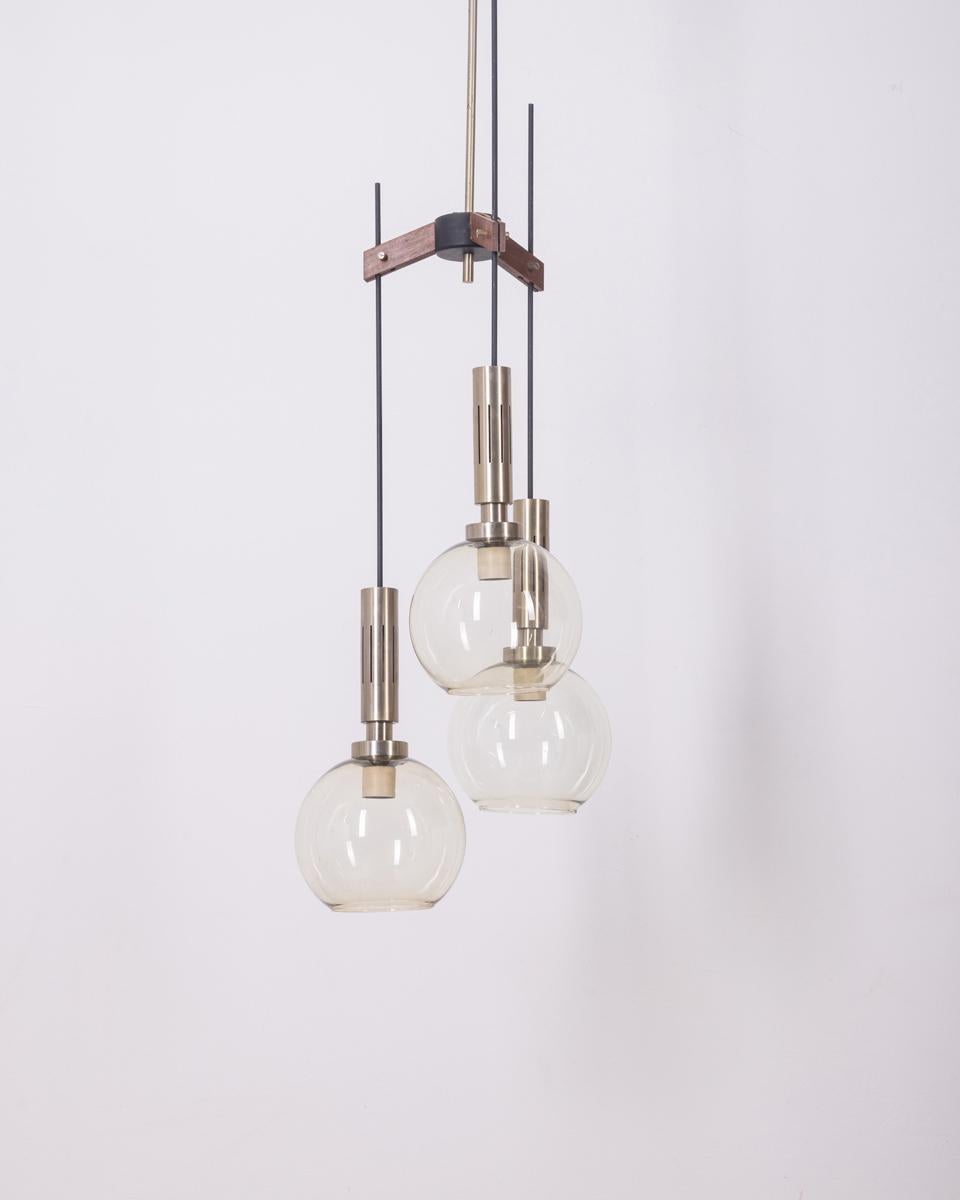 Italian Lustre à 3 lumières en laiton et verre des années 1960, design italien en vente
