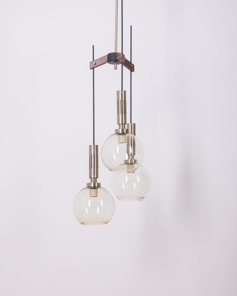 Mid-Century Modern Vintage 1960s brass and glass chandelier 3 lights Italian design For Sale