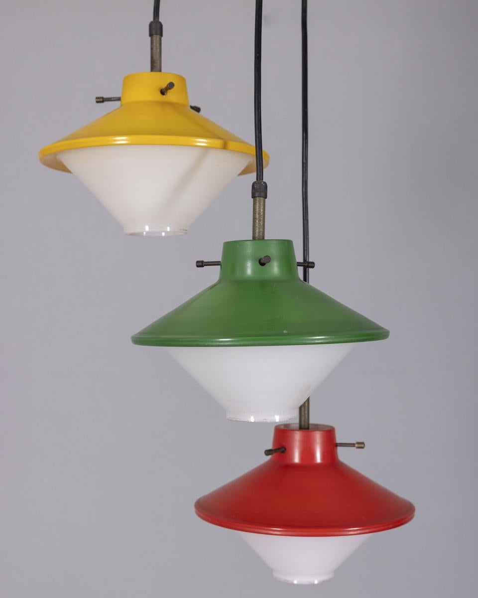 1960er Vintage-Kronleuchter aus farbigem Glas Design Stilnovo im Zustand „Gut“ im Angebot in None, IT