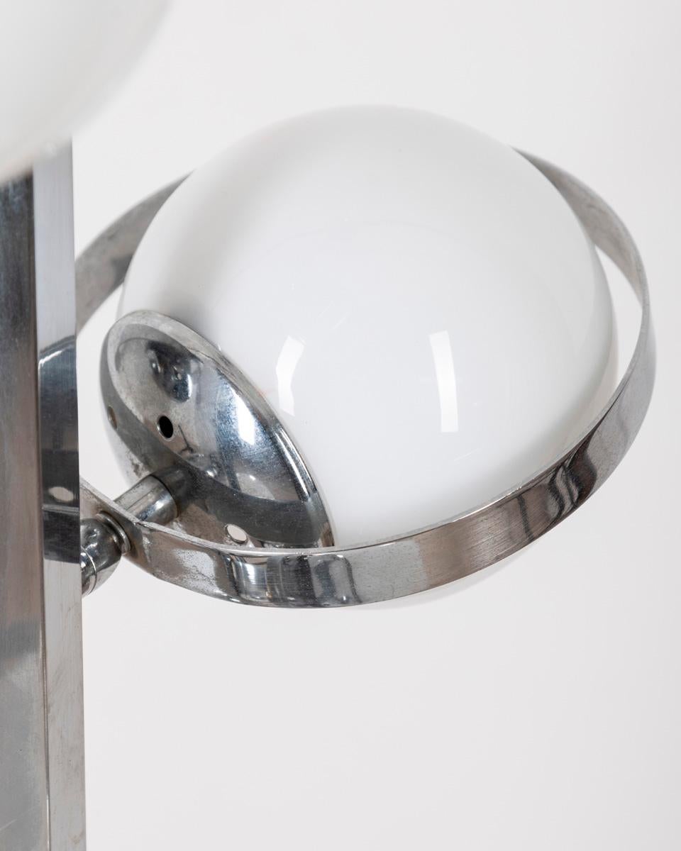 70s vintage chandelier with adjustable glass spheres Italian design For Sale 1