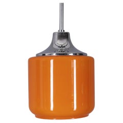 Araña vintage años 70 de metal y cristal naranja, diseño italiano