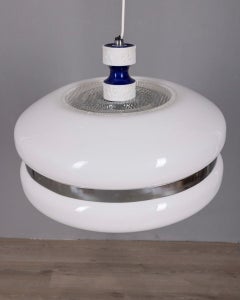 Lampadario vintage anni 70 in plastica bianca design Italiano