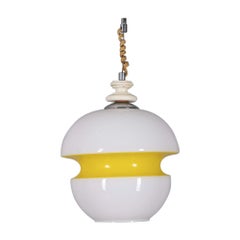 Lampadario vintage anni 70 in vetro bianco e giallo design Italiano