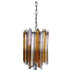 Venini 1970er vintage Muranoglas-Kronleuchter in orange und weiß