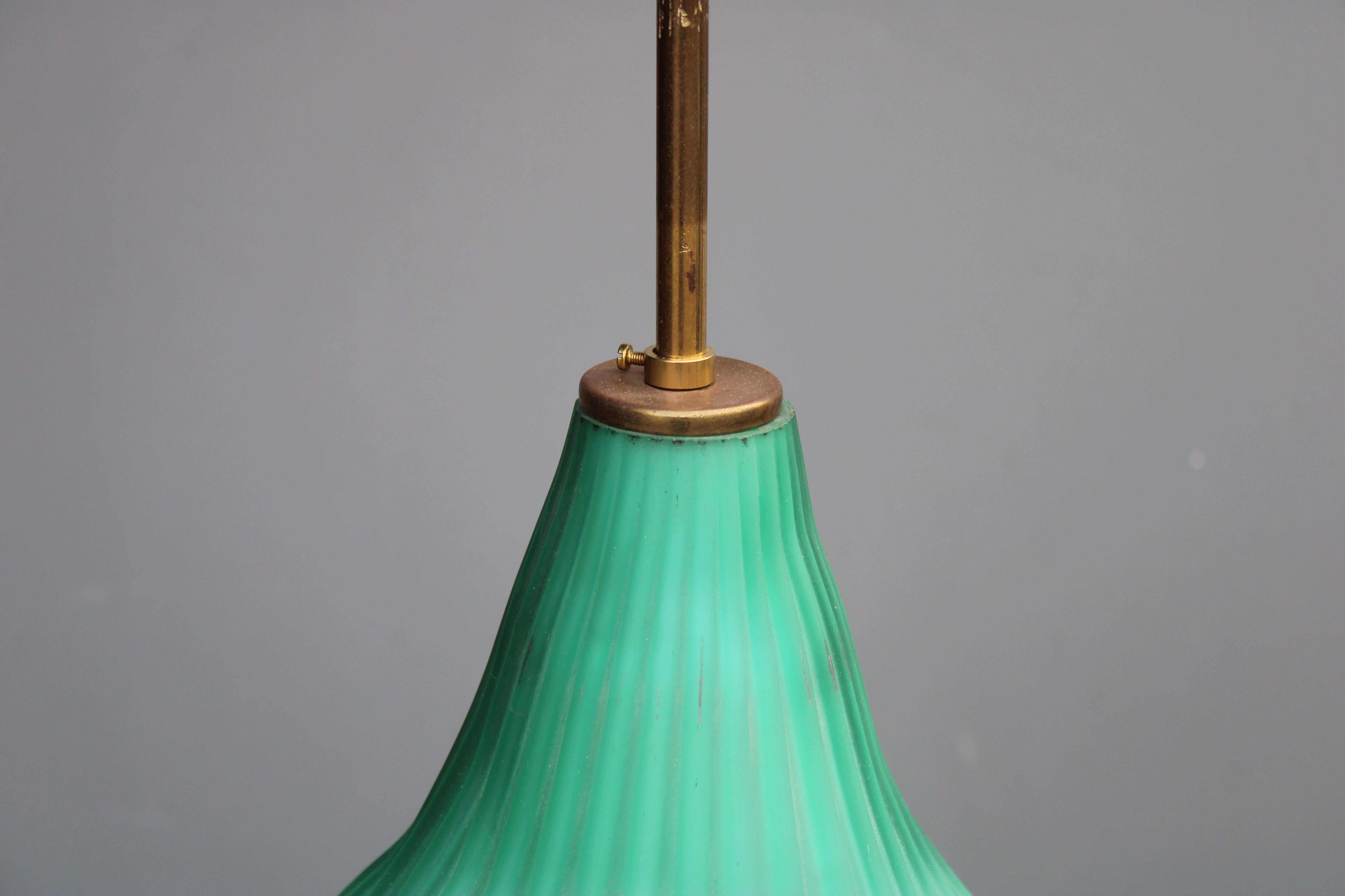 Vistosi Chandelier Green color Murano Glass and Brass 1950s In Good Condition For Sale In Palermo, Sicily
