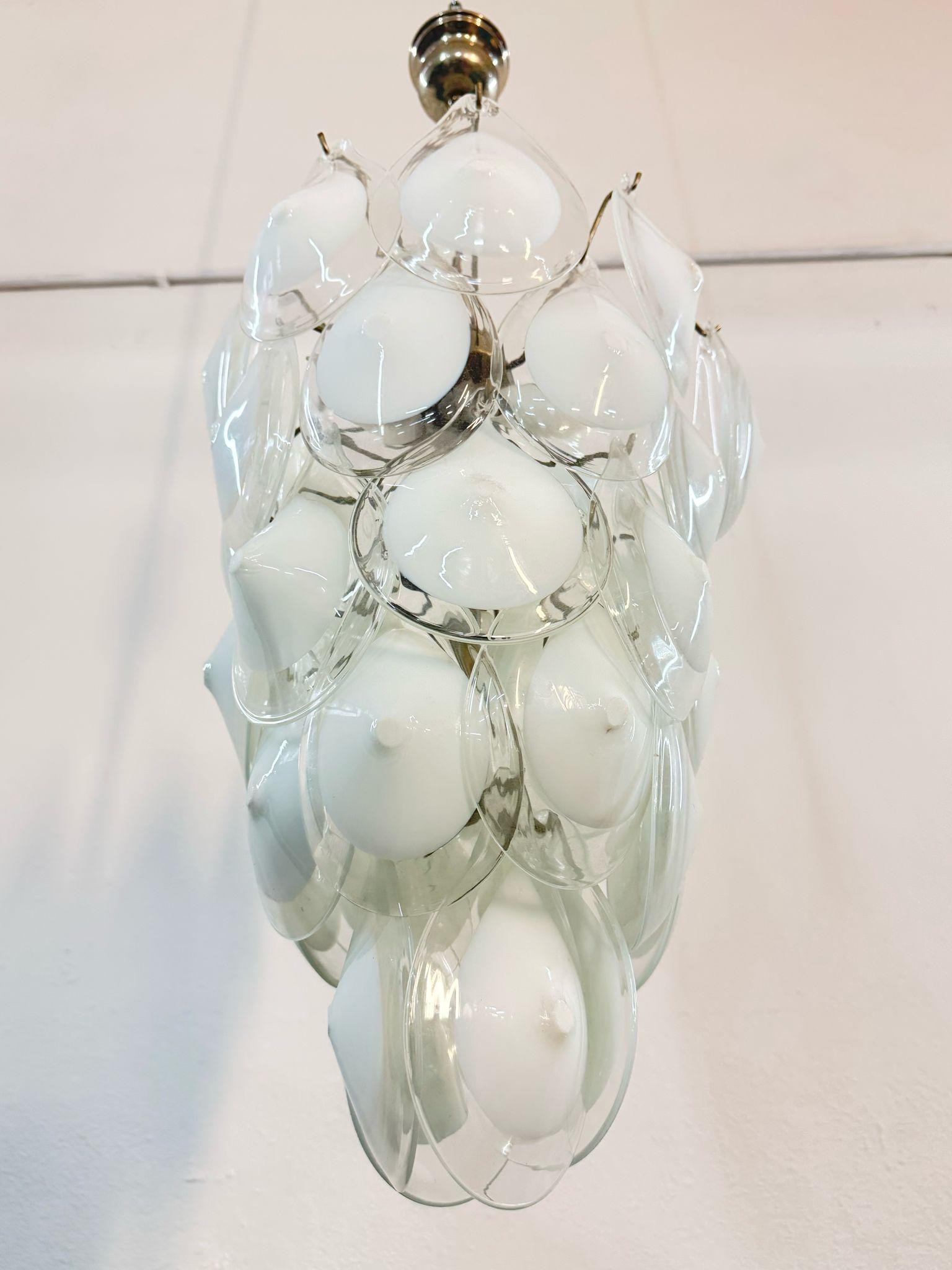 Métal Vistosi Opaline Glass 1960 Lustre en verre de Murano en vente