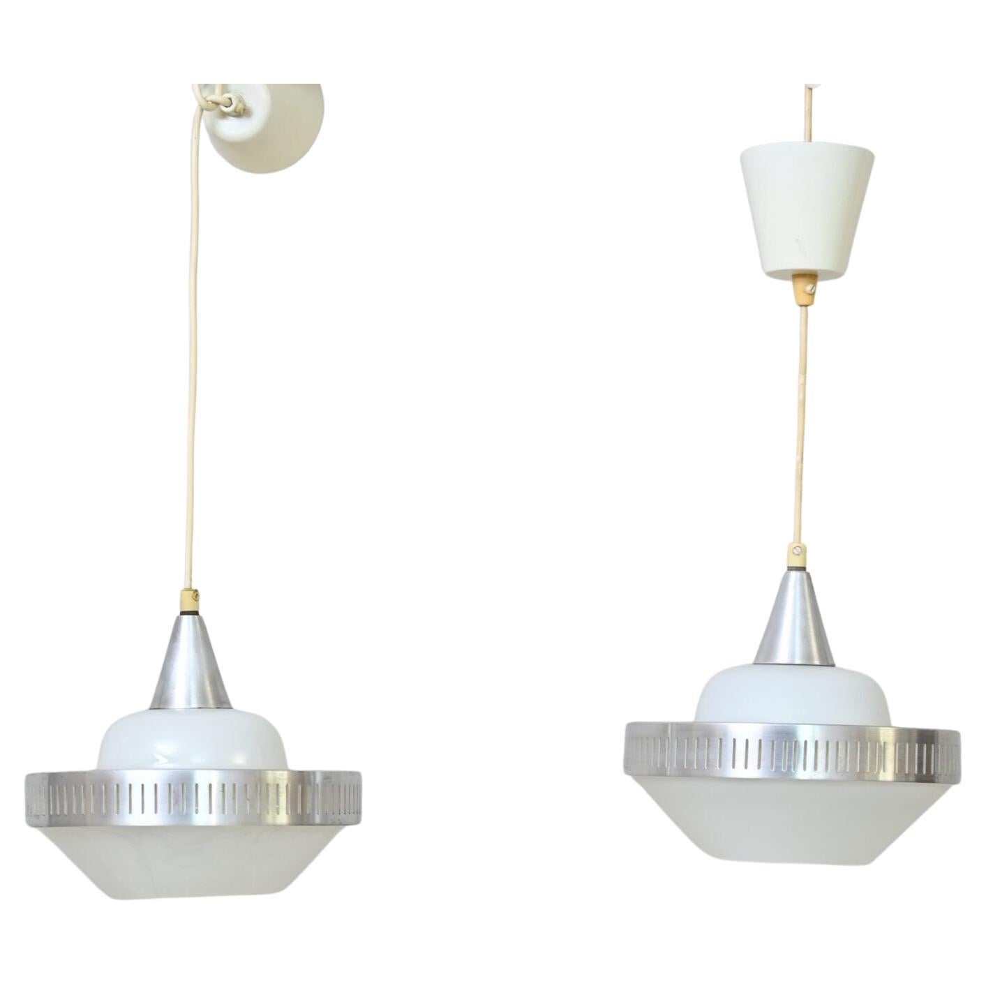 Pendelleuchten aus Glas und Metall
