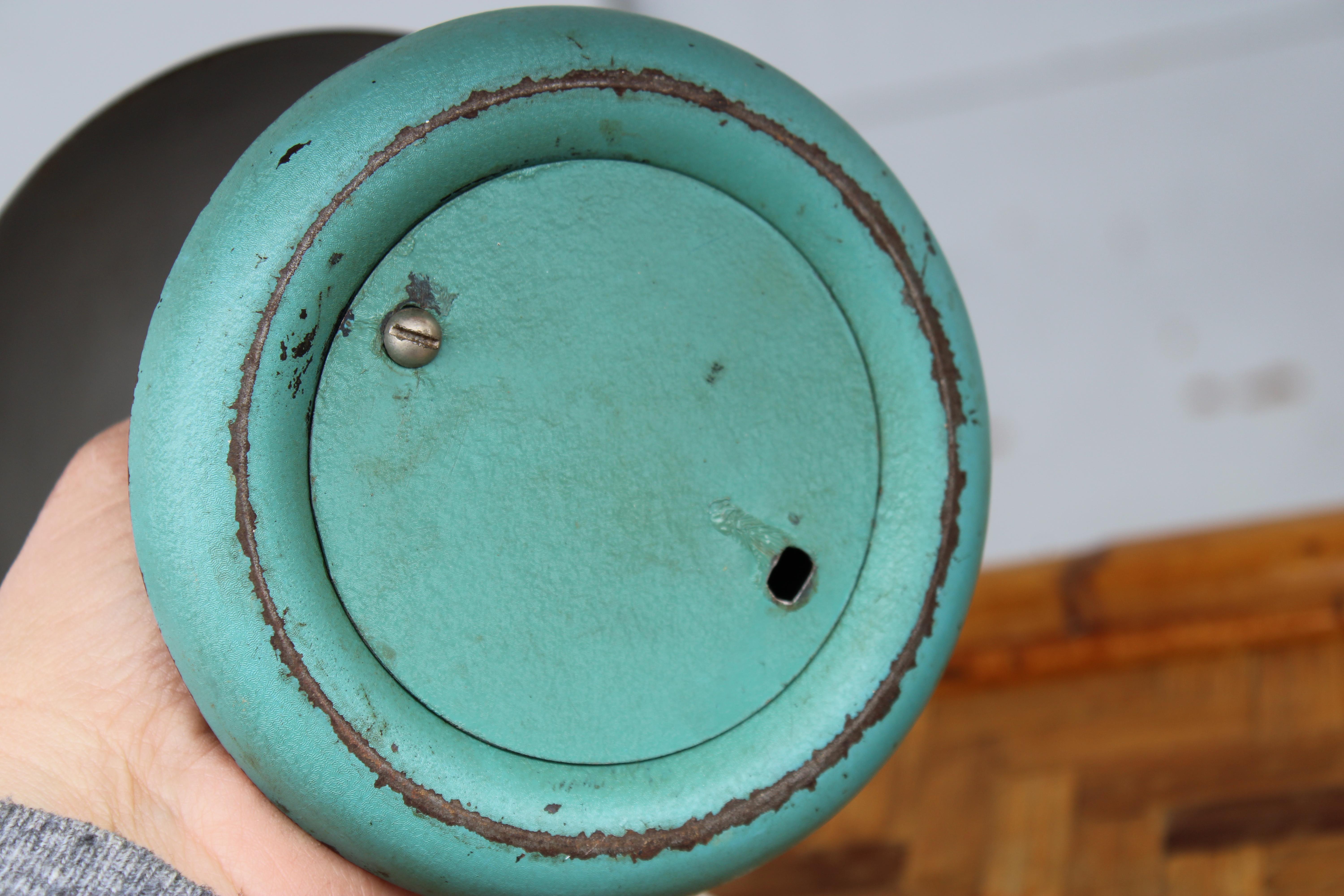 Lampes de table en métal laqué Bauhaus 1950s en vente 4