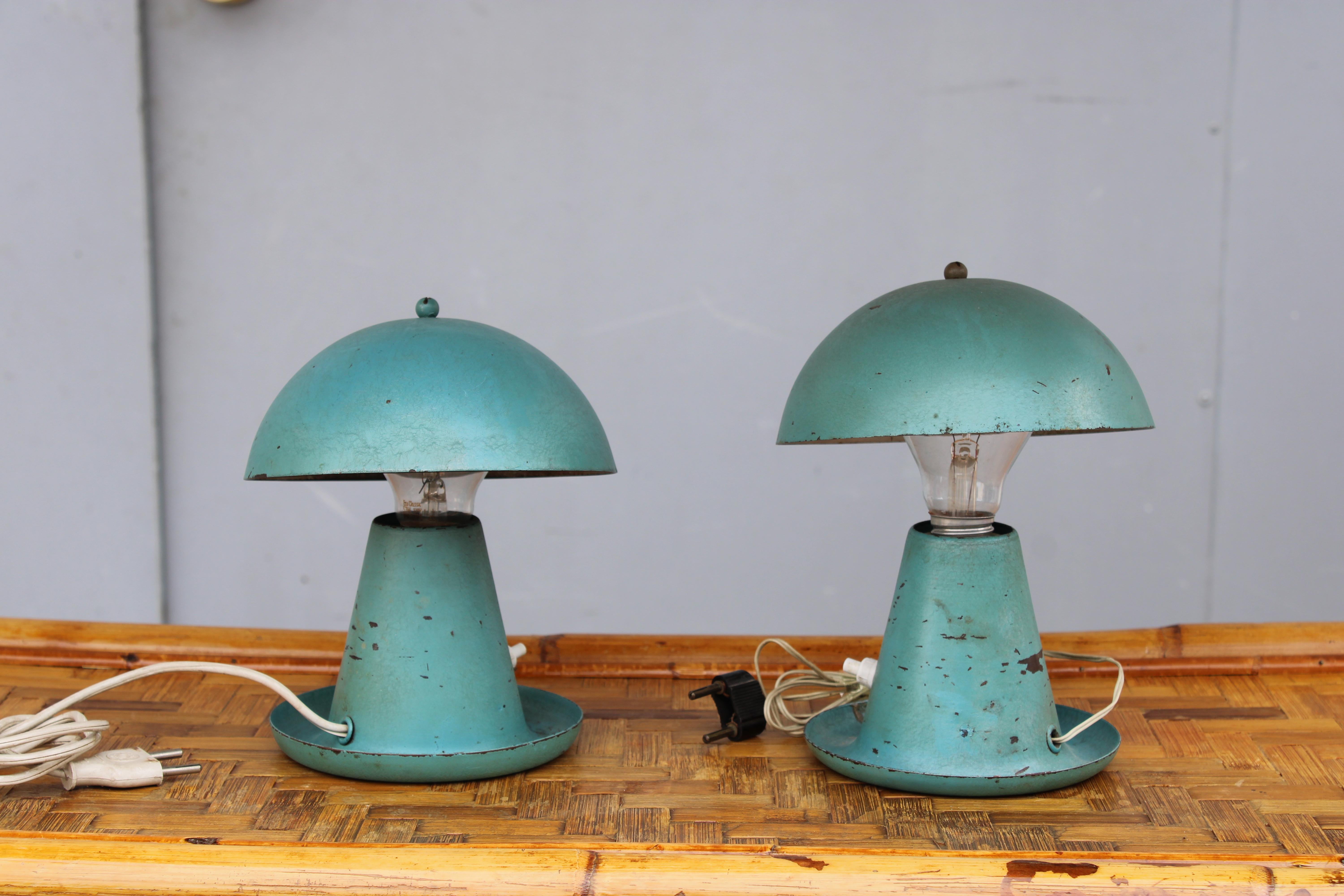 Paire de lampes en métal émaillé 1950 Allemagne