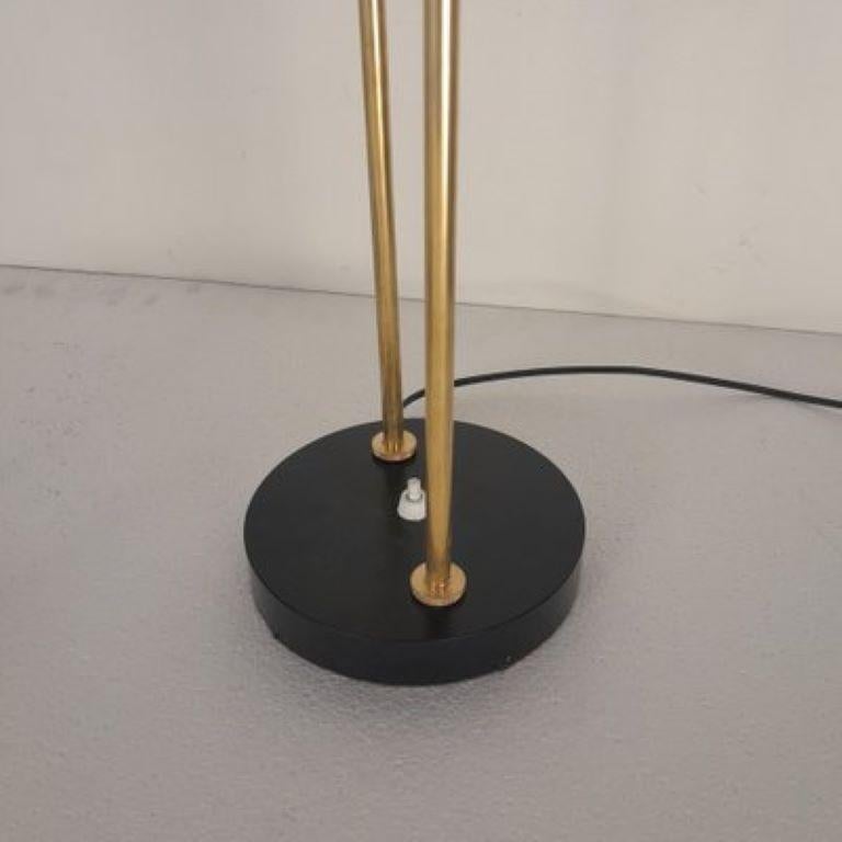 Mid-century table lamps  brass in the style of Stilnovo For Sale 9