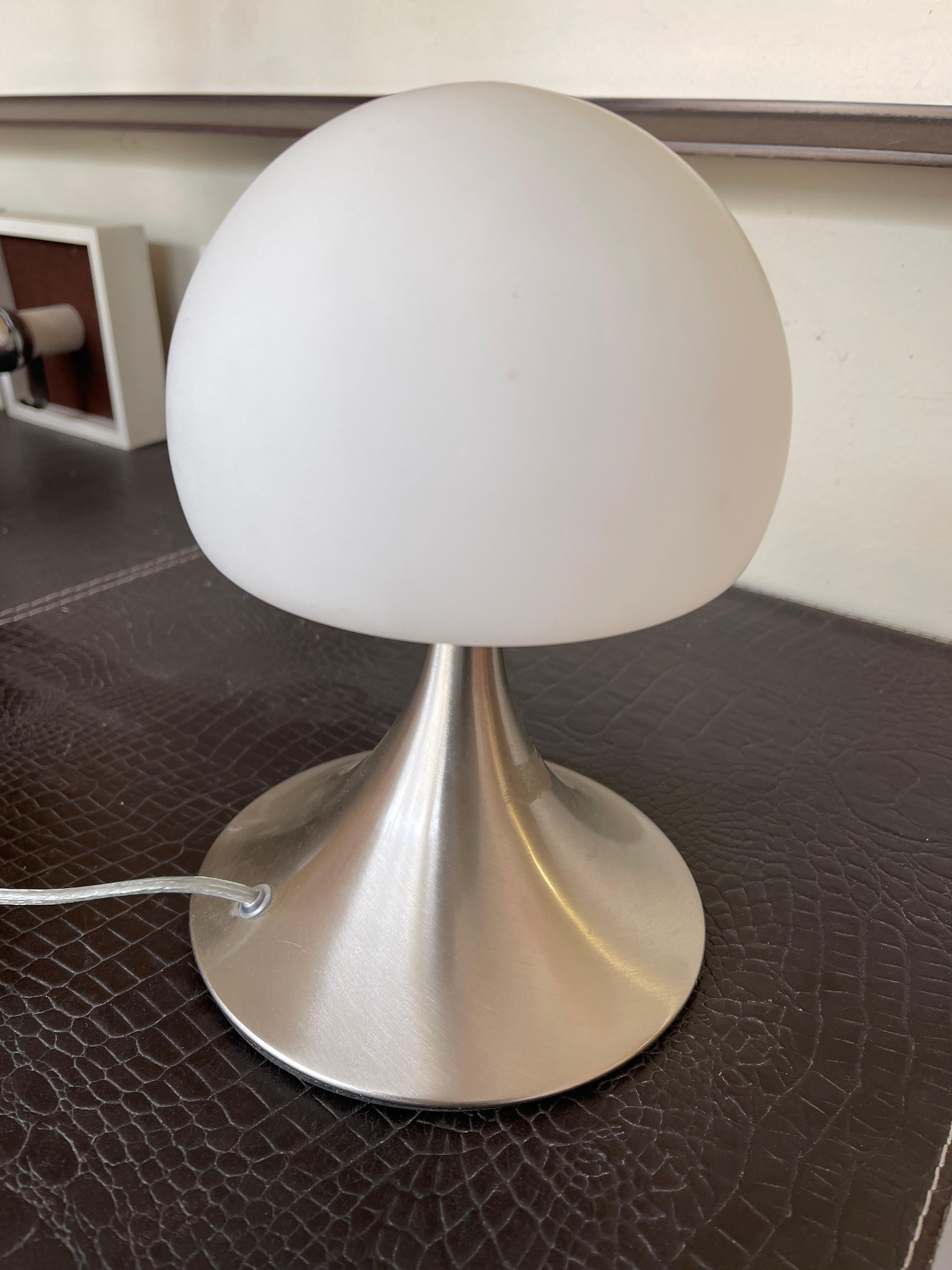 Pilzförmige Tisch- oder Nachttischlampen im Vintage-Stil (Sonstiges) im Angebot