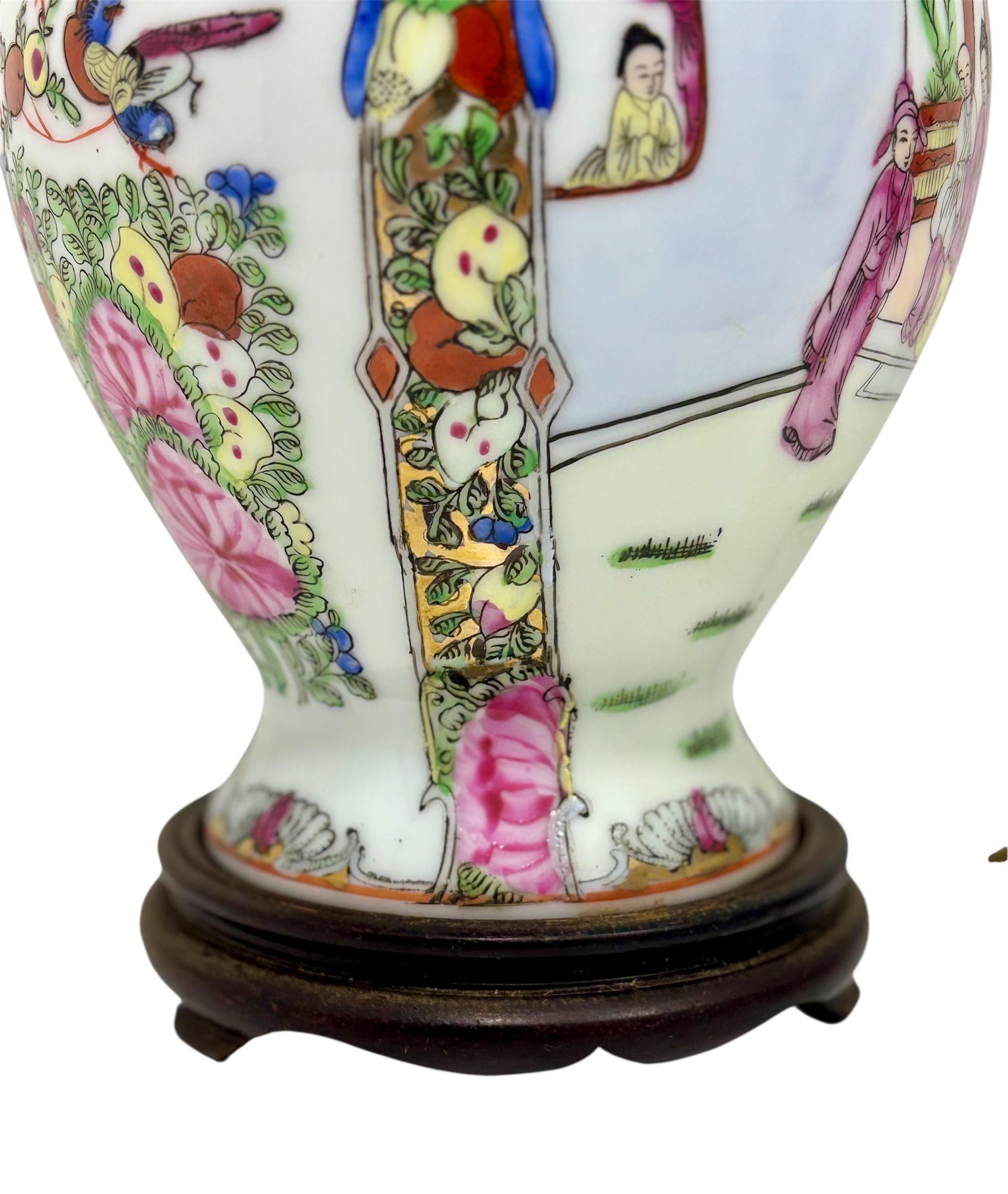 Lámpara de porcelana Circa 1.920. Porcelana en venta