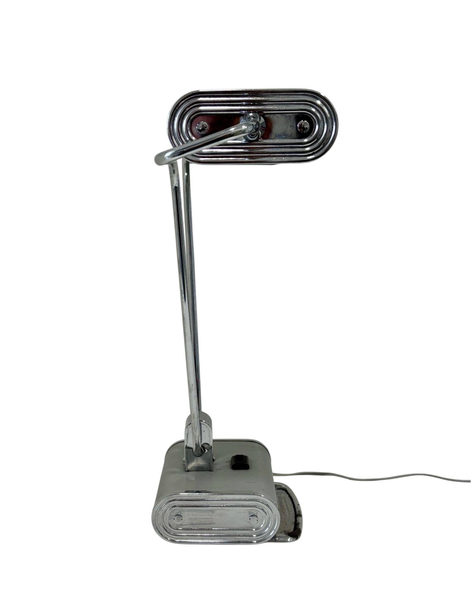 Lámpara francesa Eileen Gray modelo N71 para Jumo For Sale 2