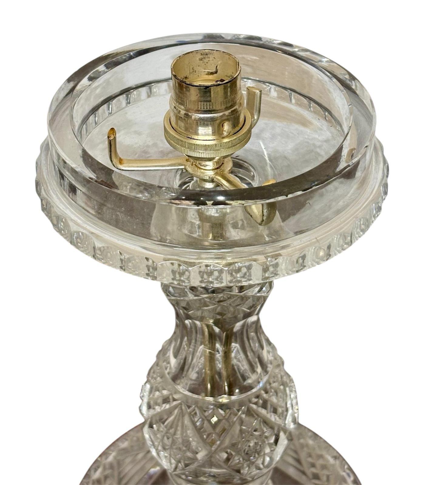 Lámpara inglesa de estilo Art Nouveau en venta 3