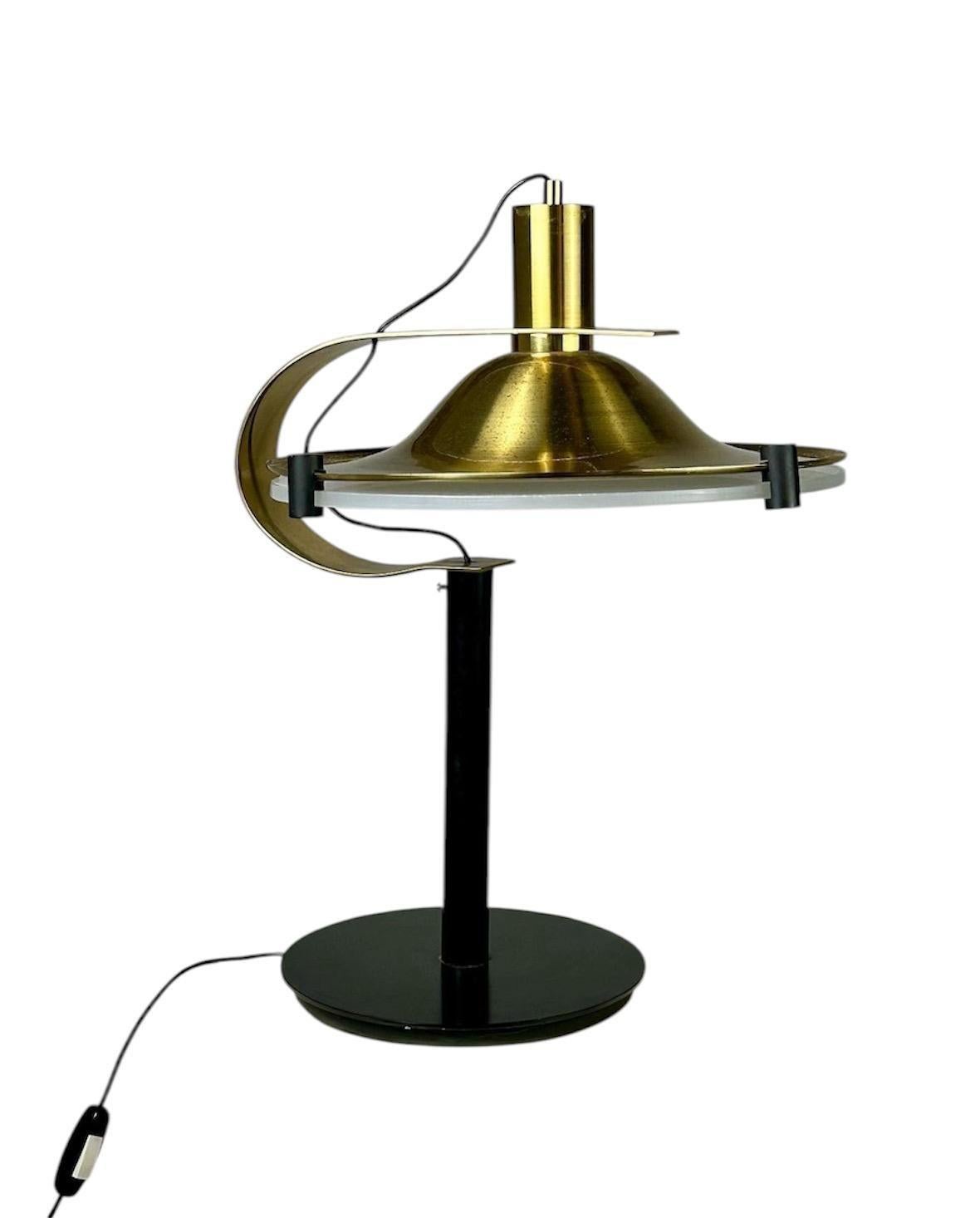 Lámpara italiana FONTANA ARTE Circa 1.968, diseñada por Lamperti Robbiate In Good Condition For Sale In VALÈNCIA, ES
