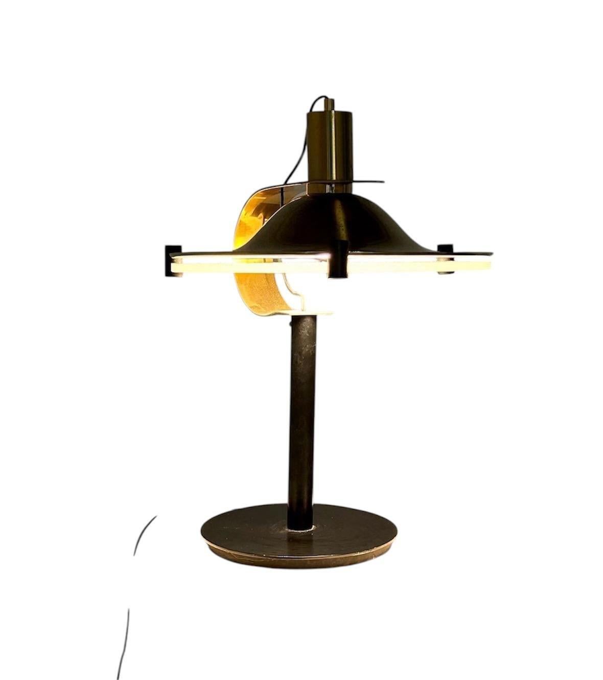Lámpara italiana FONTANA ARTE Circa 1.968, diseñada por Lamperti Robbiate For Sale 2