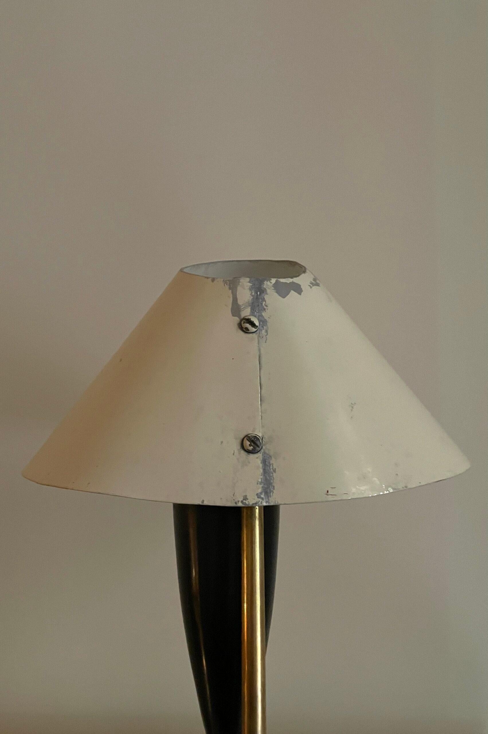 Austrian Lámpara ”Lily” de J.T. Kalmar For Sale