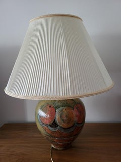 Lampe à poser Hubert Olivier en céramique Francaise décor de fruits