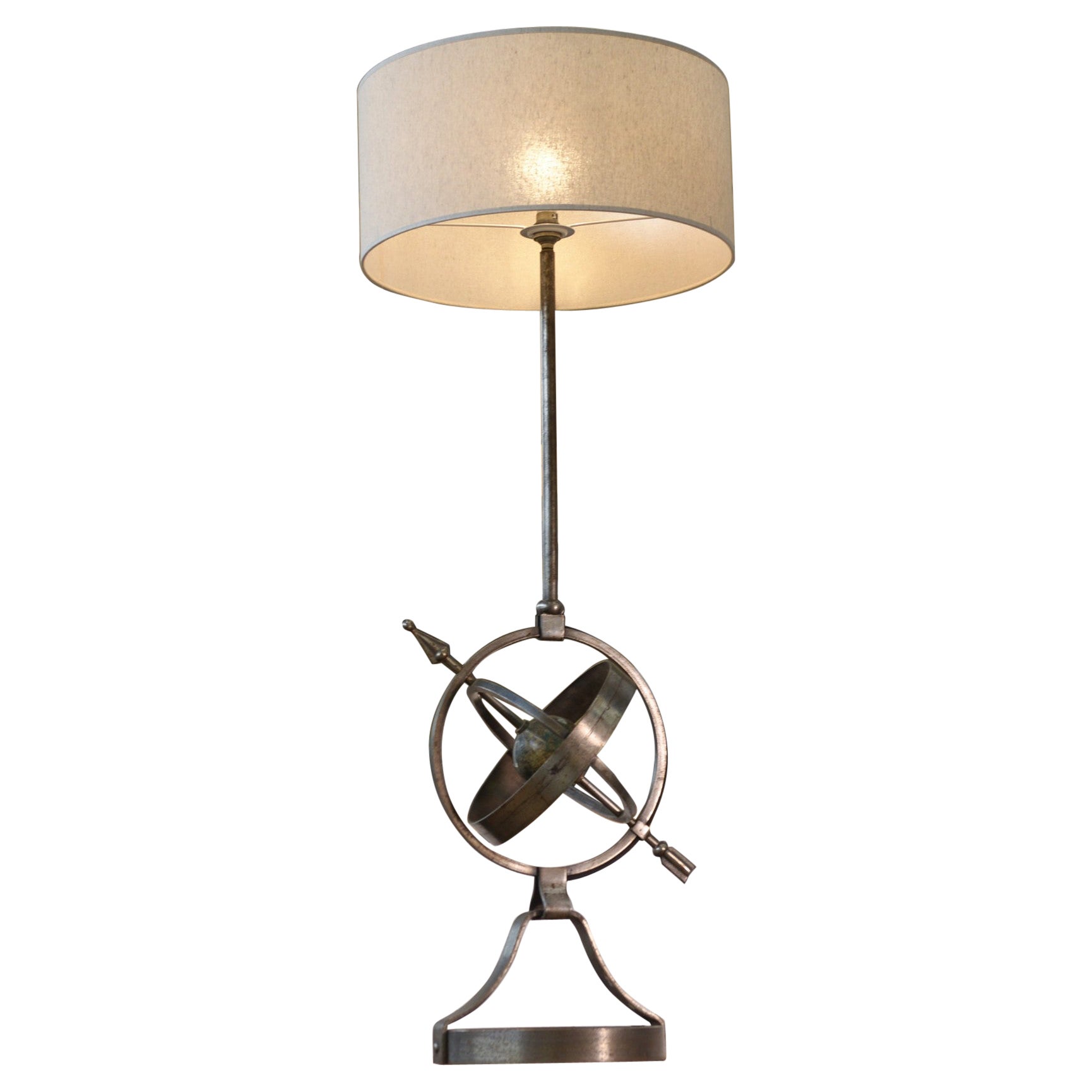 Lampe astrolabe néo-classique par Jean-Pierre Ryckaert 1960
s