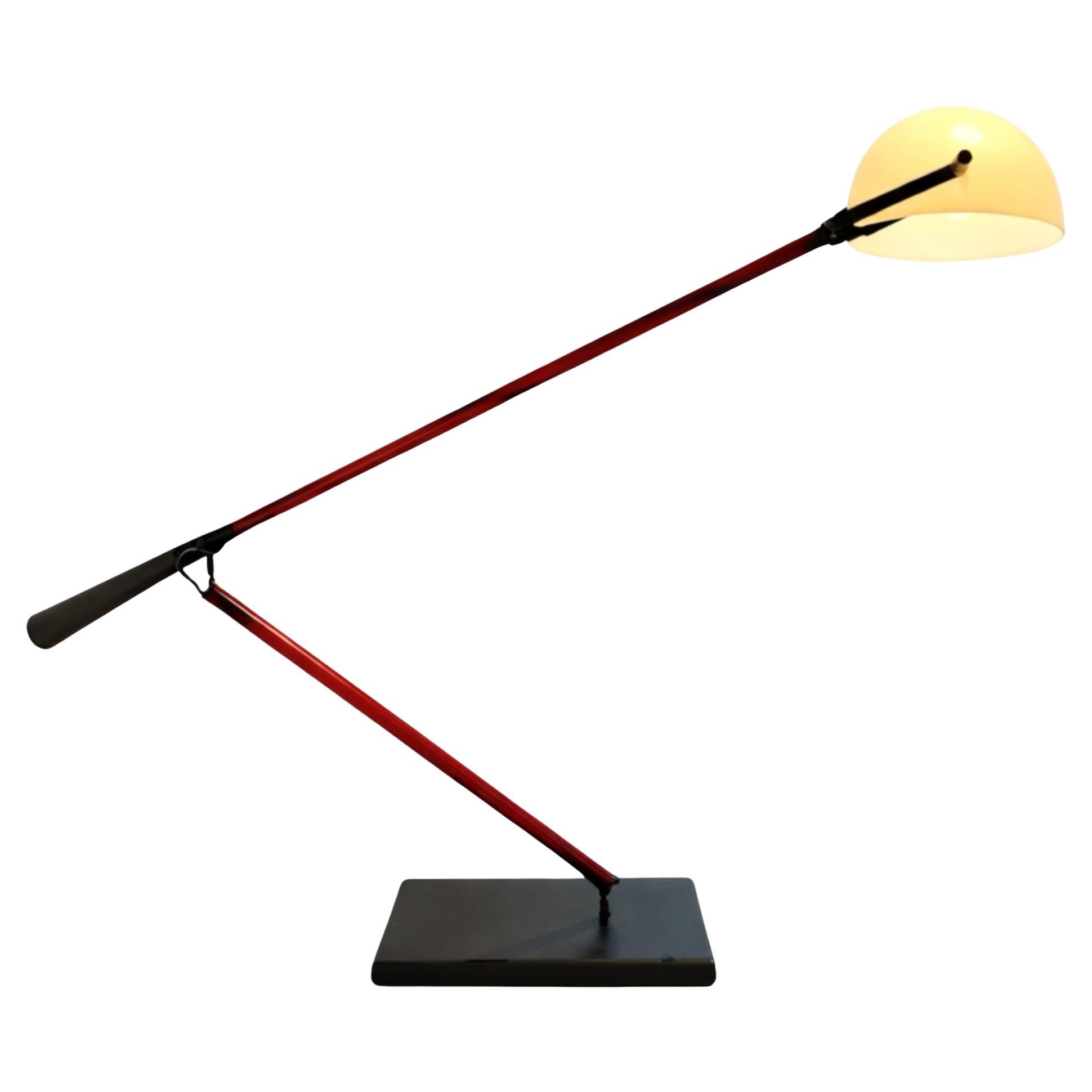 Lampe B613 par Paolo Rizzatto pour Arteluce Italie 1975 For Sale