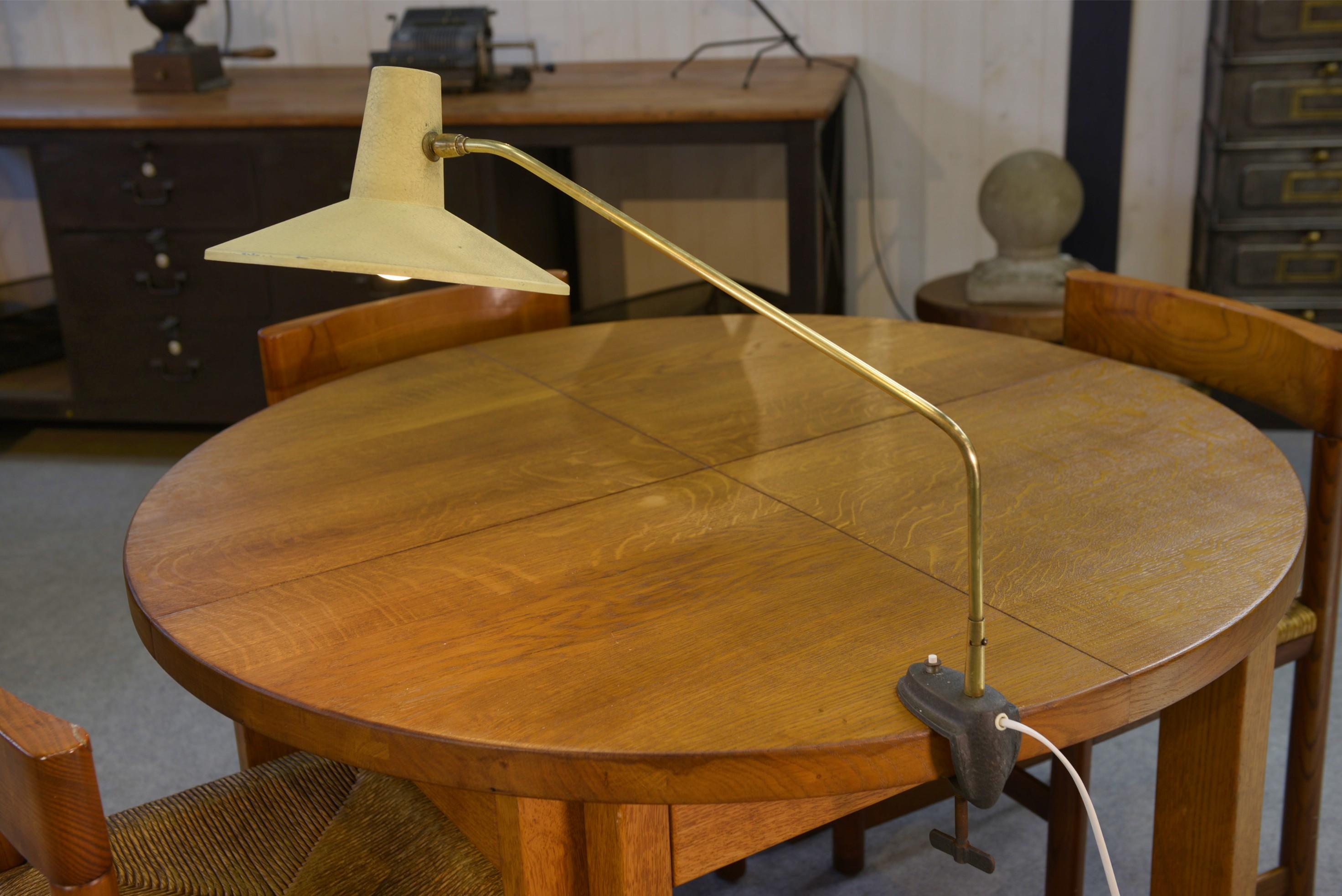 German Lampe de bureau avec pince étau origine allemande 1960's For Sale
