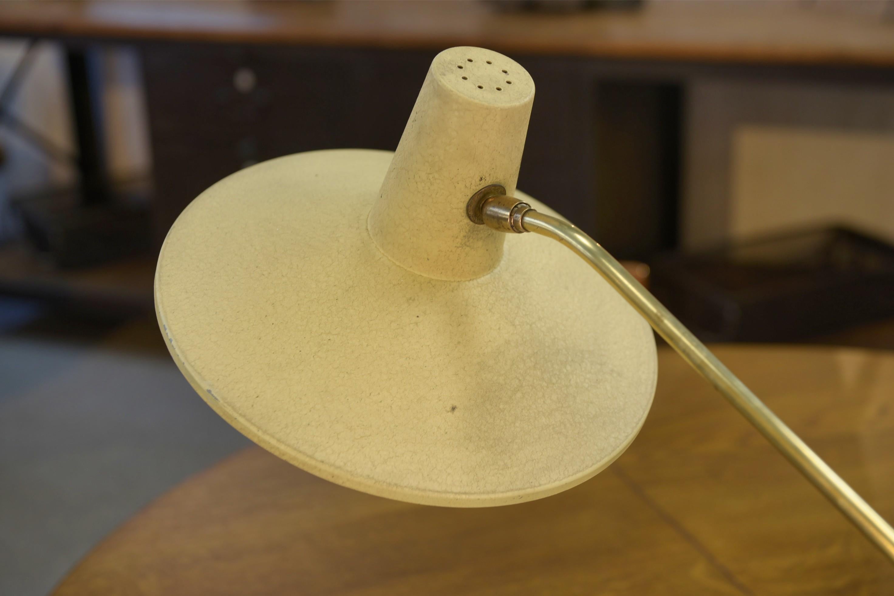 Lampe de bureau avec pince étau origine allemande 1960's For Sale 4