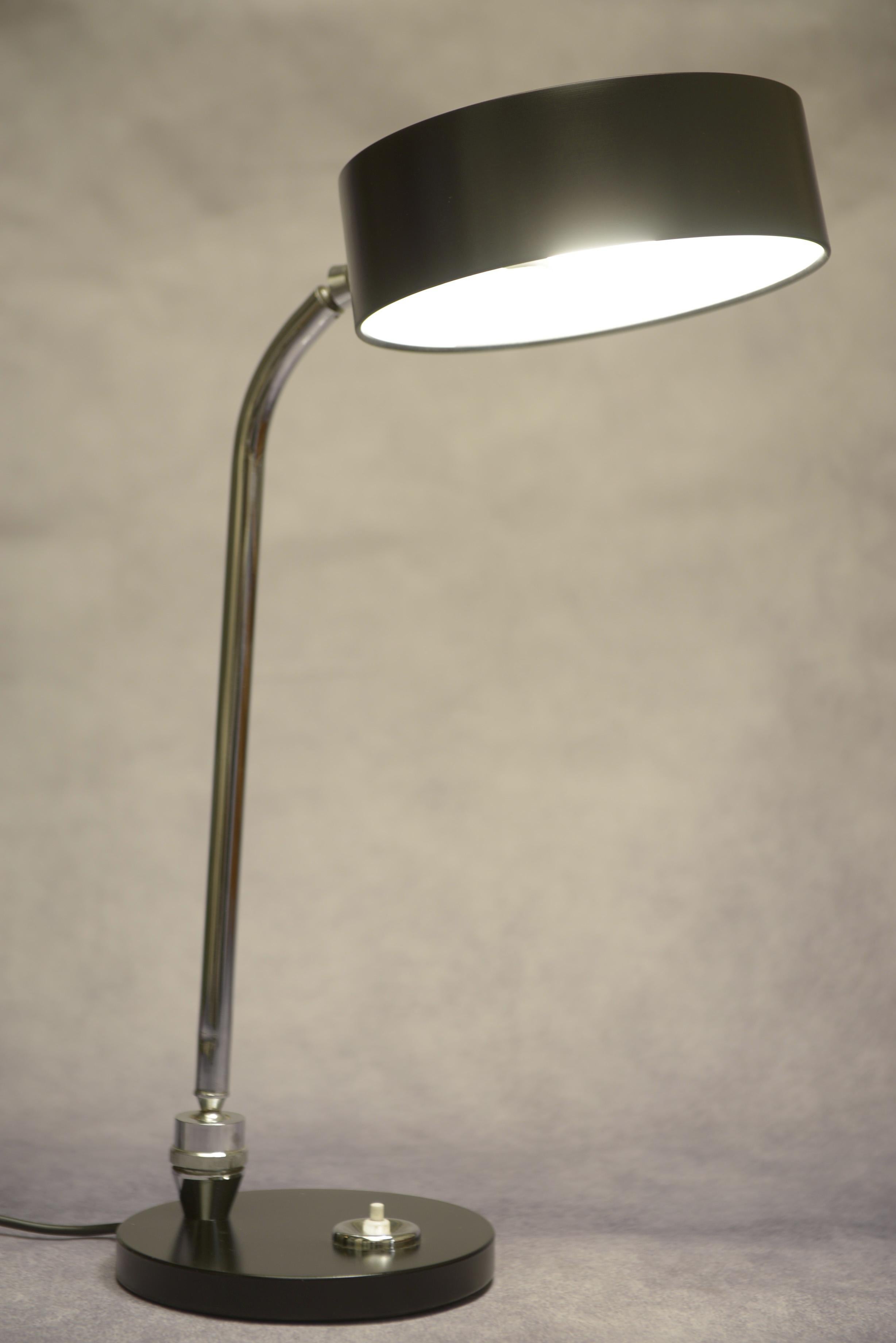 Lampe de bureau JUMO 900 par Yves Jujeau, Pierre et André Monique - 1960s For Sale 6