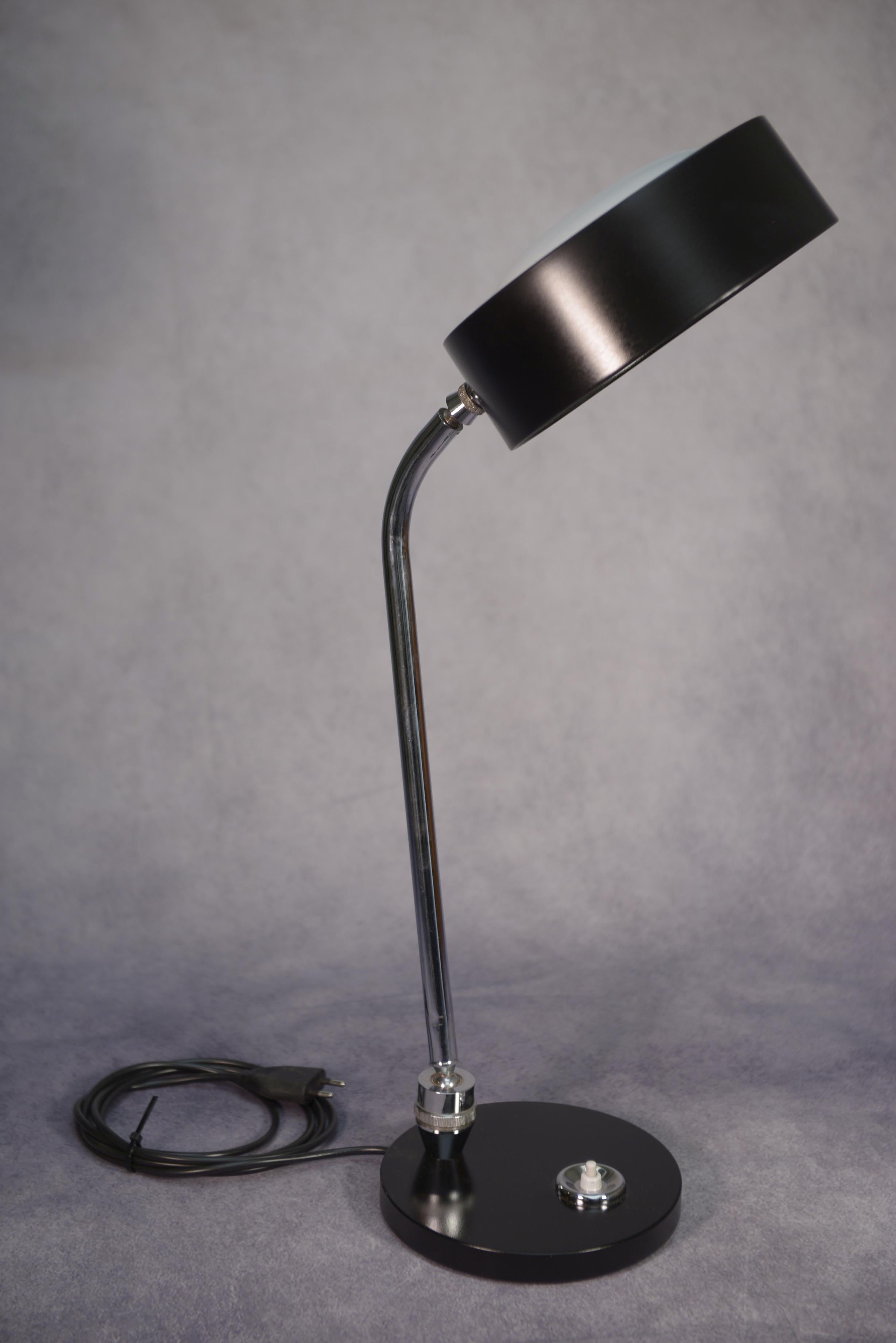 Lampe de bureau JUMO 900 par Yves Jujeau, Pierre et André Monique - 1960s For Sale 7