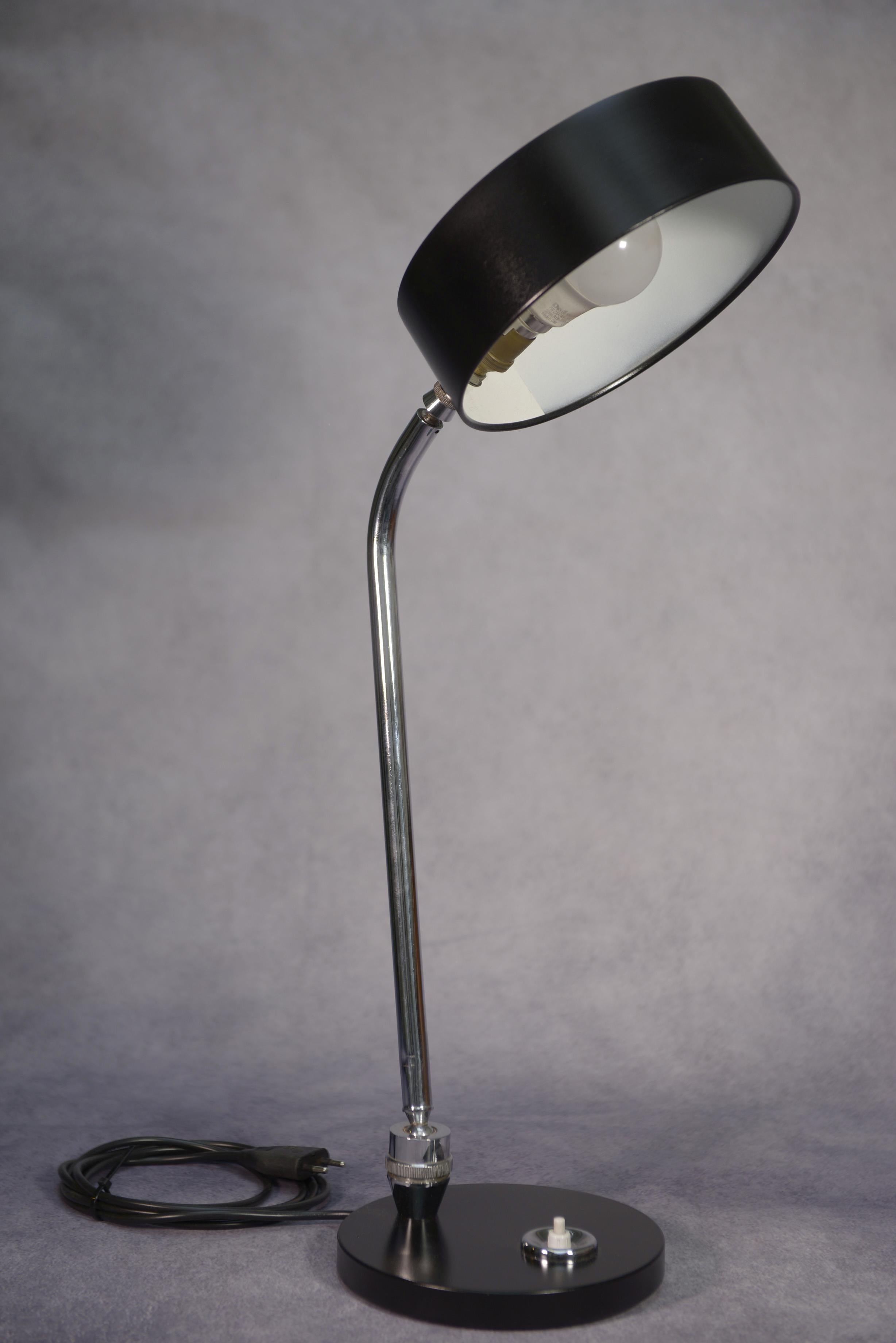 Lampe de bureau JUMO 900 par Yves Jujeau, Pierre et André Monique - 1960s For Sale 4