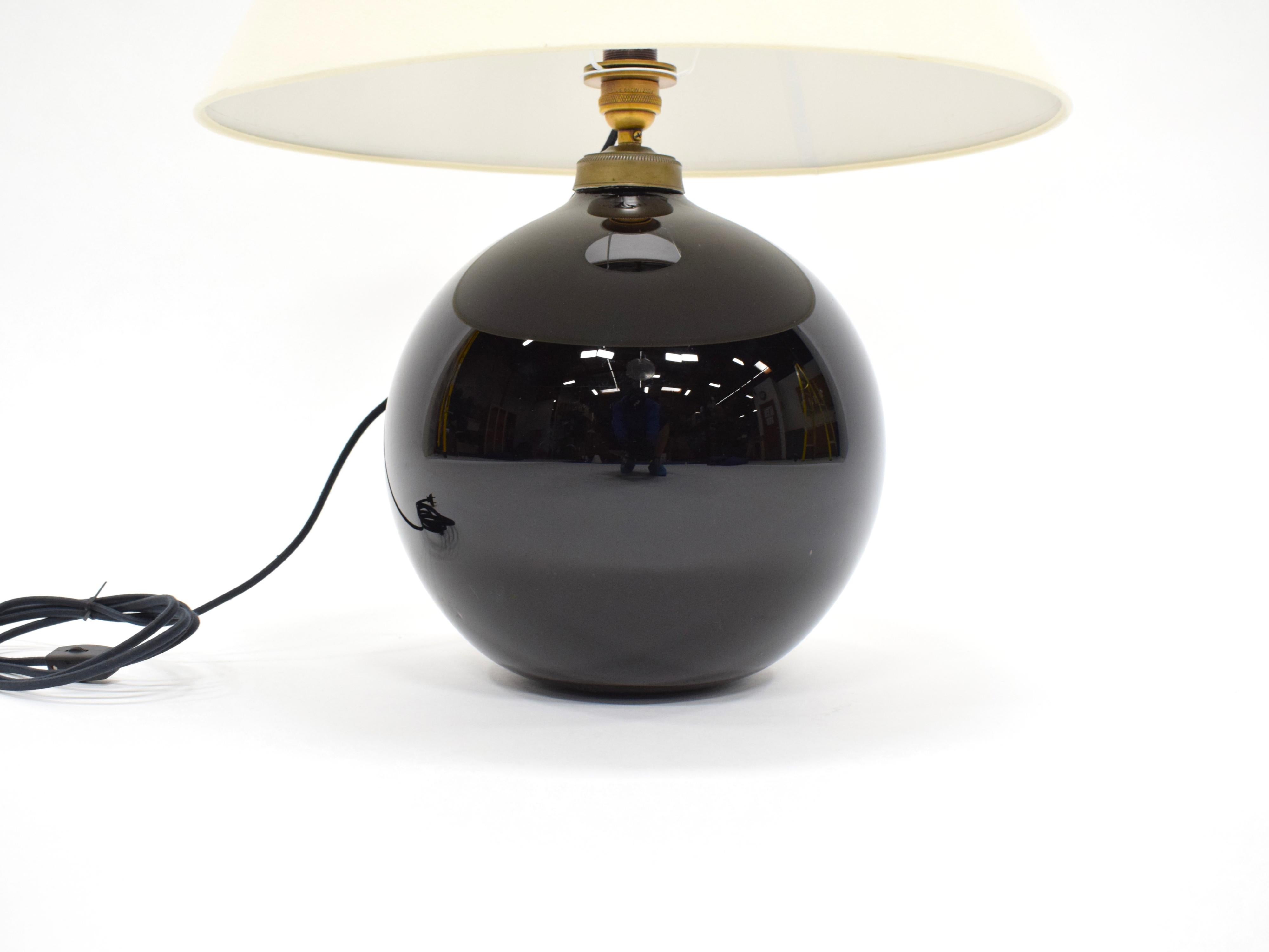 Art Deco Table Lamp in the Style of Jacques Adnet, Verre Opalin Noir 