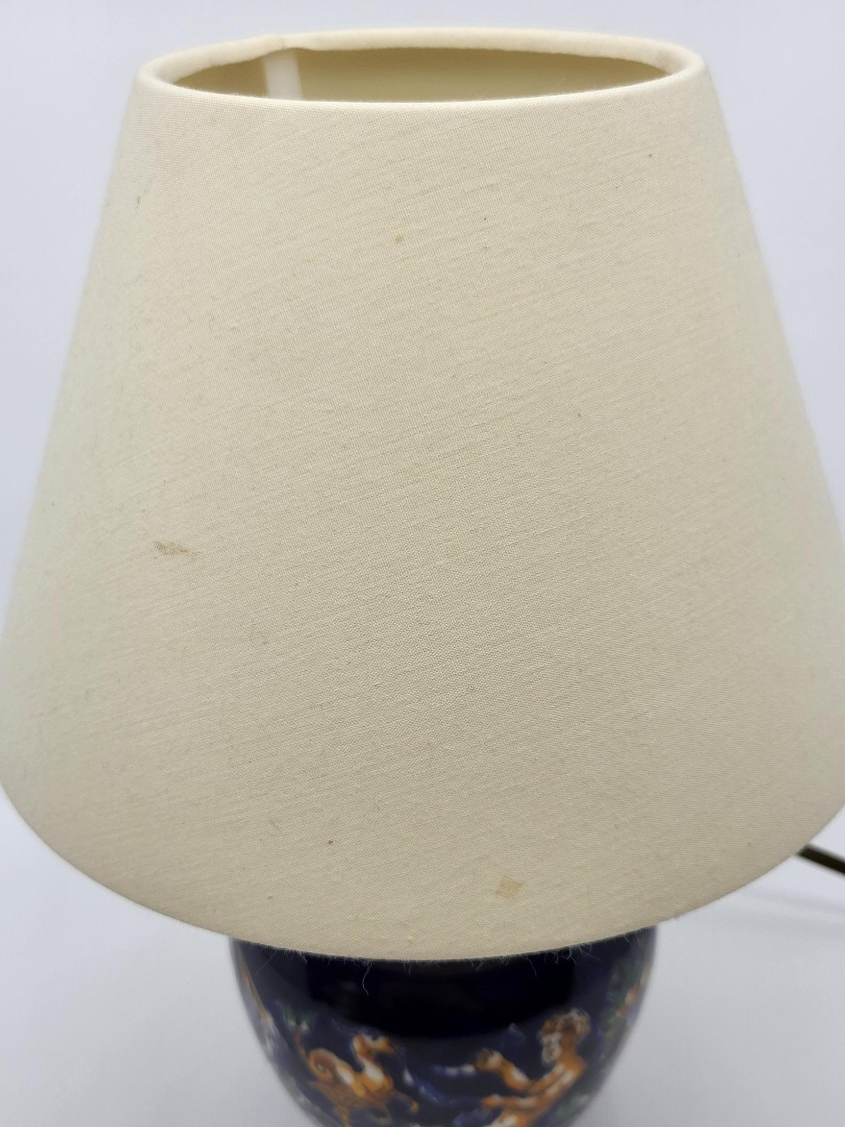 Lampe de chevet en céramique de Gien décor Renaissance bleu Francais  Vintage For Sale 6