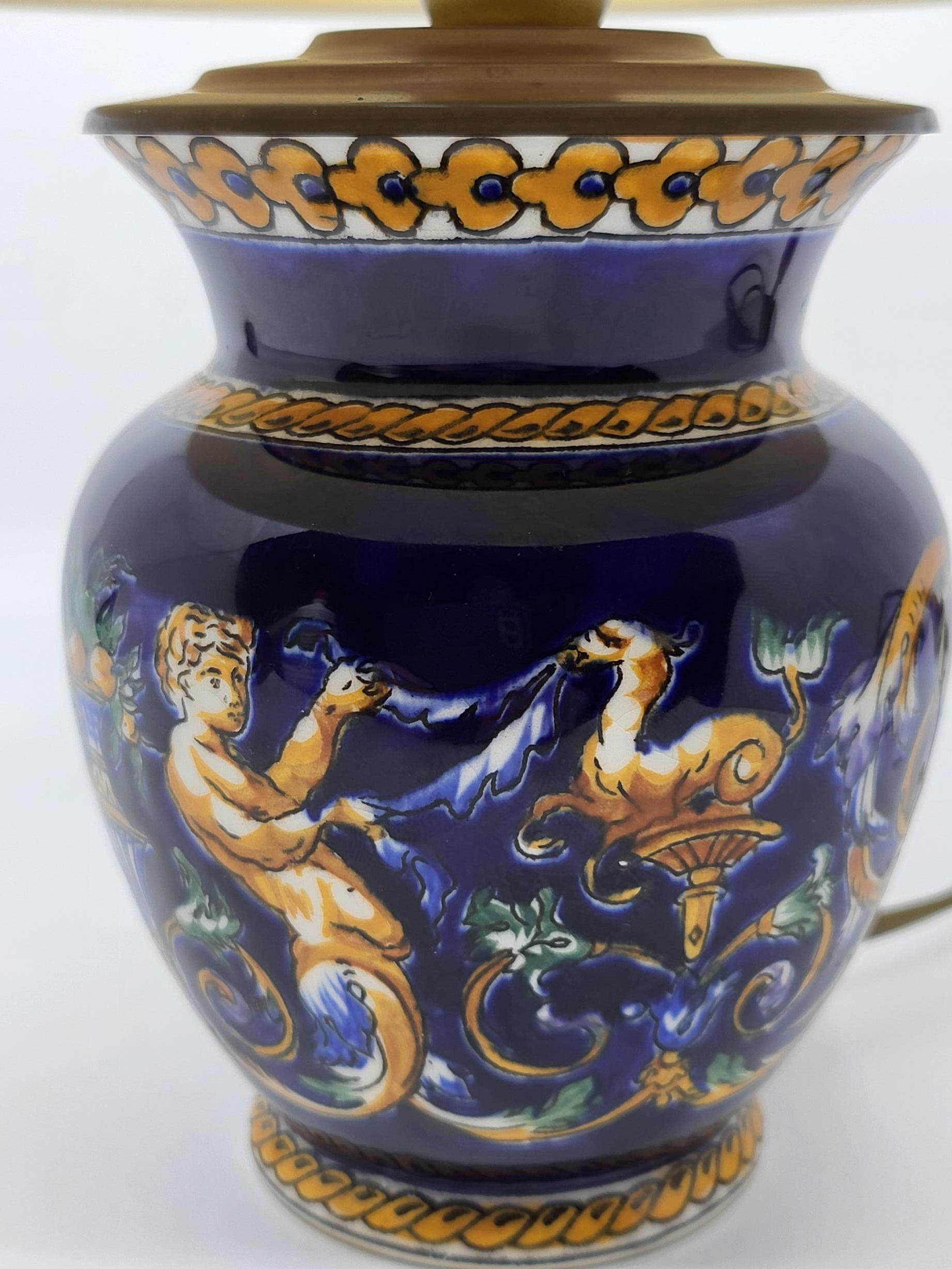 20th Century Lampe de chevet en céramique de Gien décor Renaissance bleu Francais  Vintage For Sale