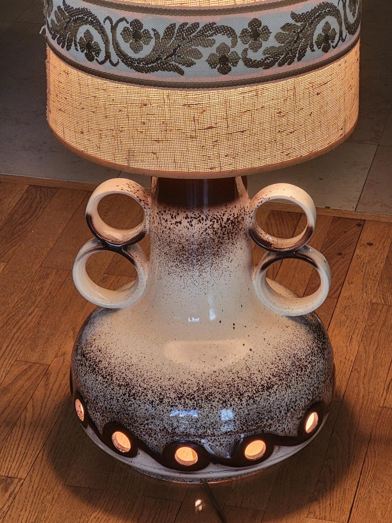 20th Century Lampe de sol  West Germany en céramique Beige et Marron Vintage Germany 1960 For Sale