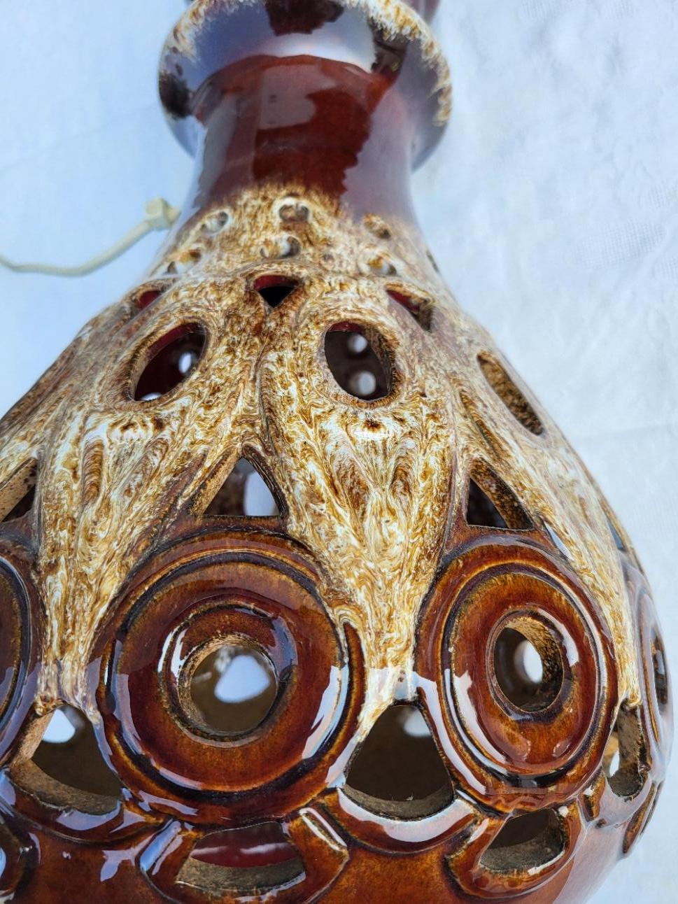 Ceramica Lampada a luce solare Germania Ovest in céramique double éclairage Allemagne circa 1970 in vendita