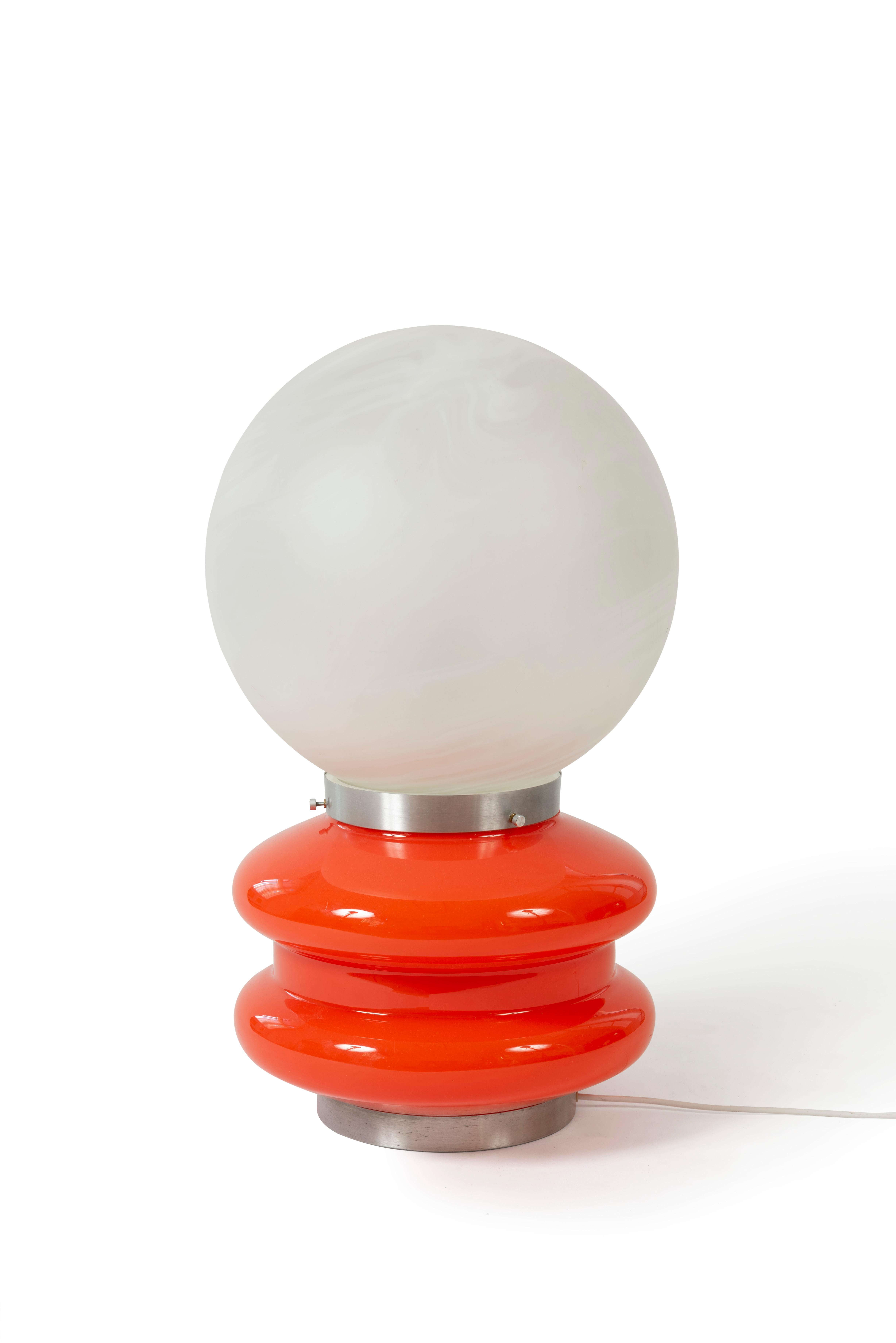 Italian Lampe de table “Space Age” en verre de Murano par Carlo Nason pour Mazzega For Sale