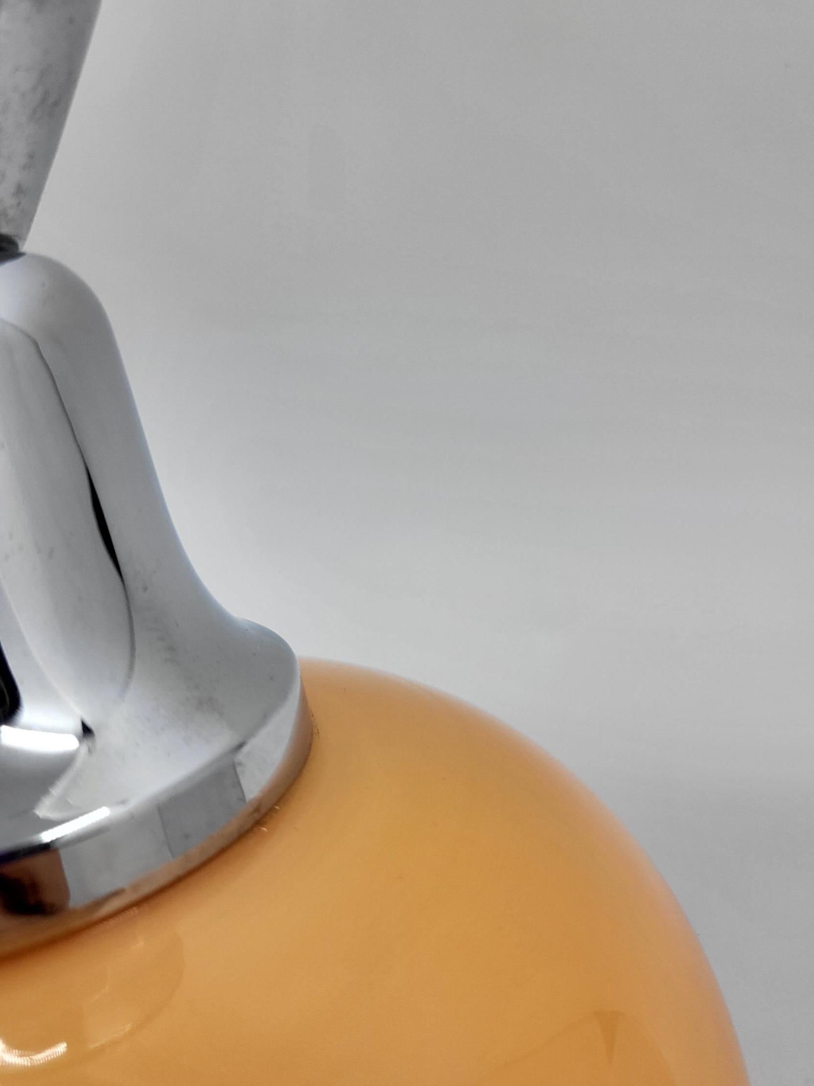 Lampe Diderot Delmas globe orange, socle chromé Francaise 1970 Space Age Vintage For Sale 5
