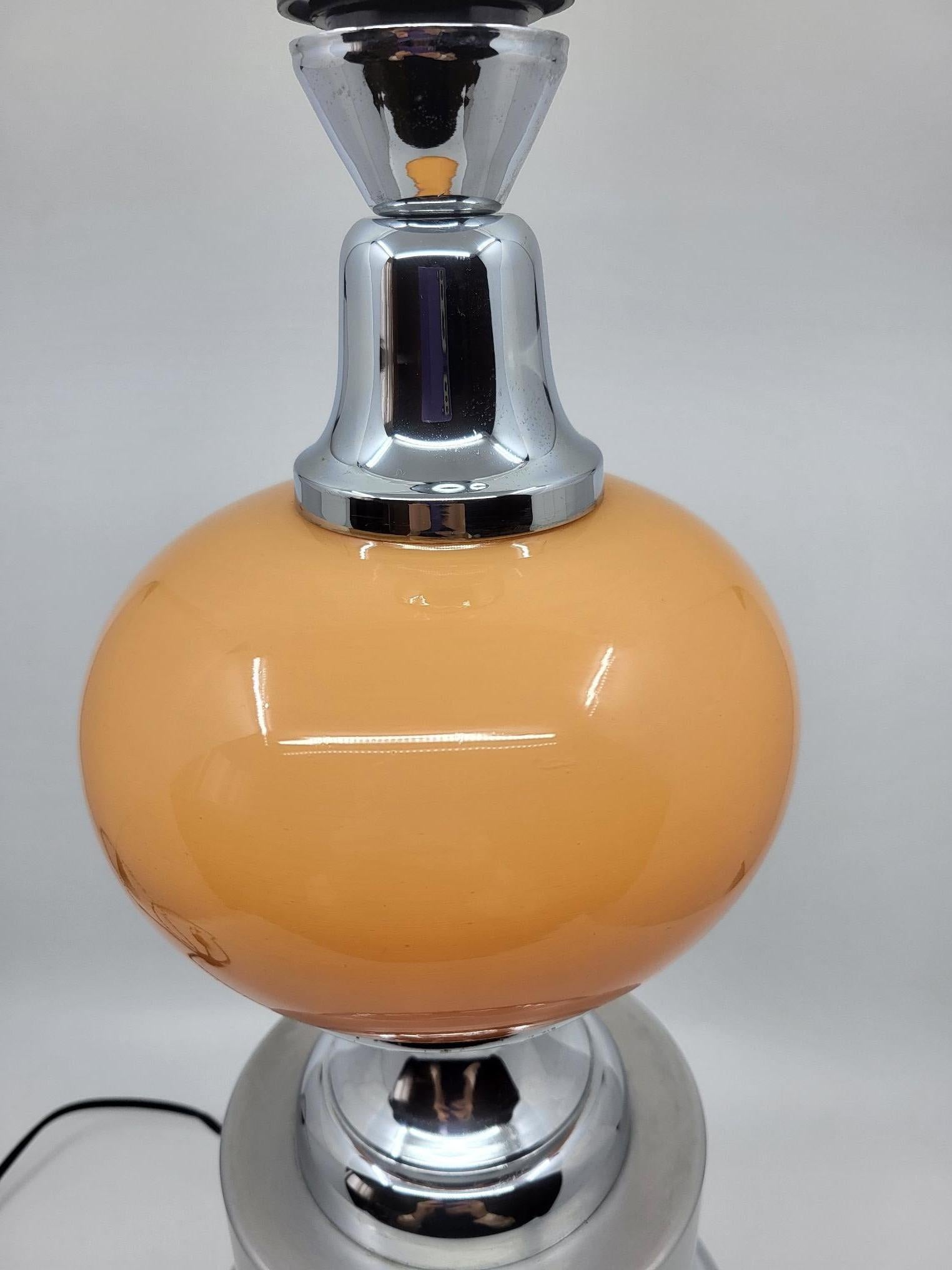 Late 20th Century Lampe Diderot Delmas globe orange, socle chromé Francaise 1970 Space Age Vintage For Sale