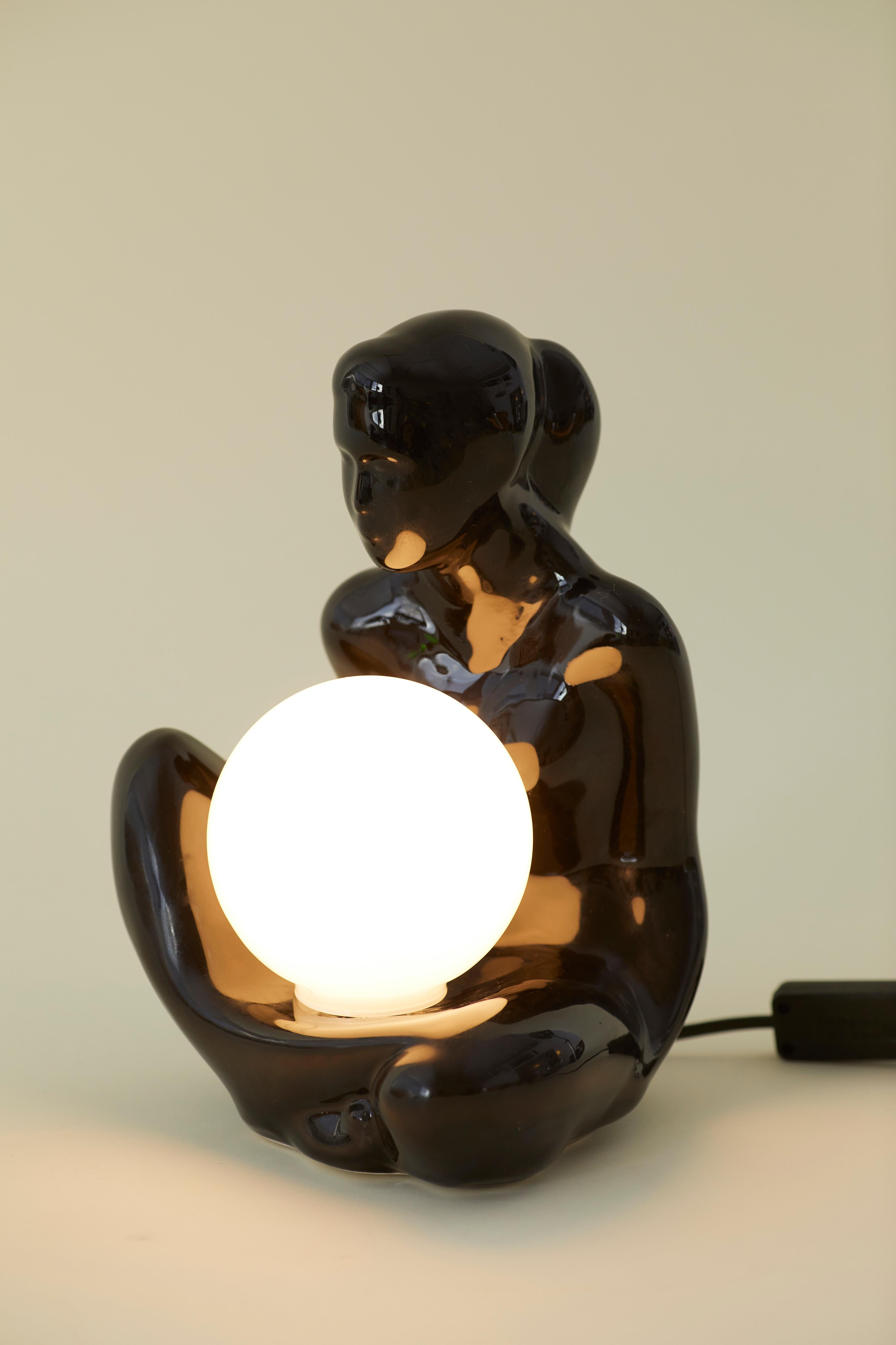 Lampe en céramique noire et globe opaline Vintage Circa 1970/80 6