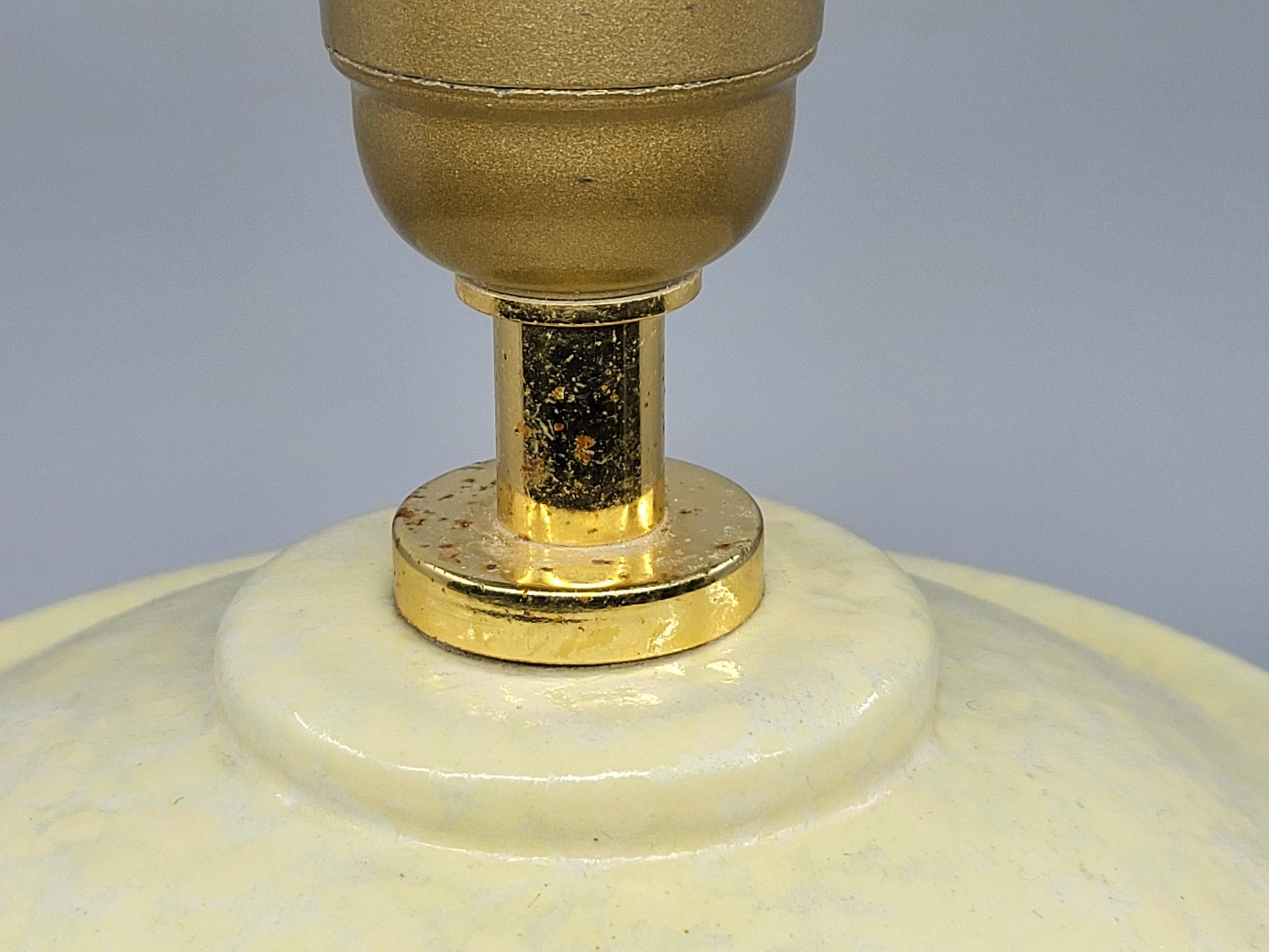 Lampe Hubert Olivier aus Kunststoff  Blau und Jaune  Frankreich um 1980 im Angebot 2