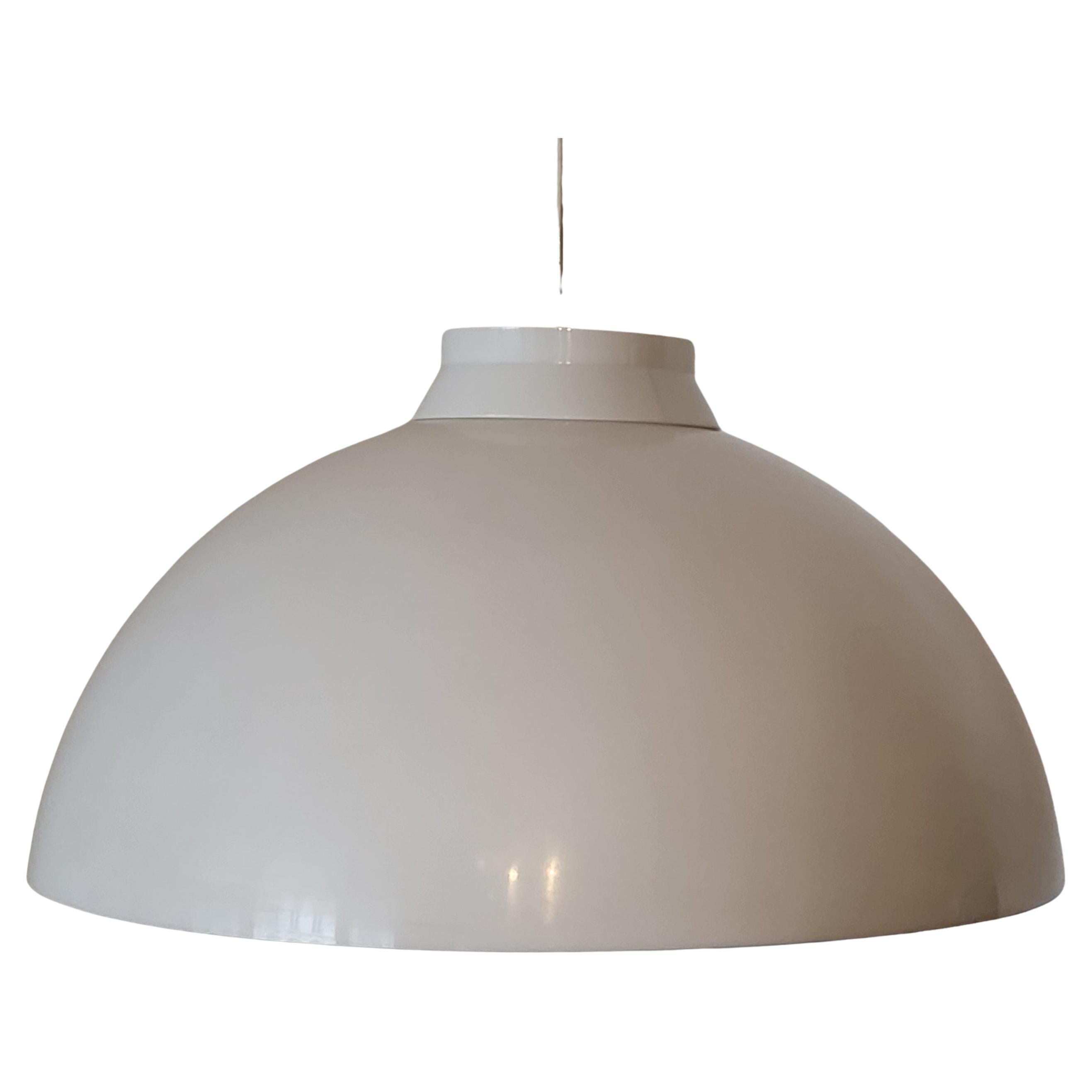 Moderne Lampe Kartell KD6 4006  blanche par Achille and Pier Giacomo Castiglioni  Italie 1950 en vente