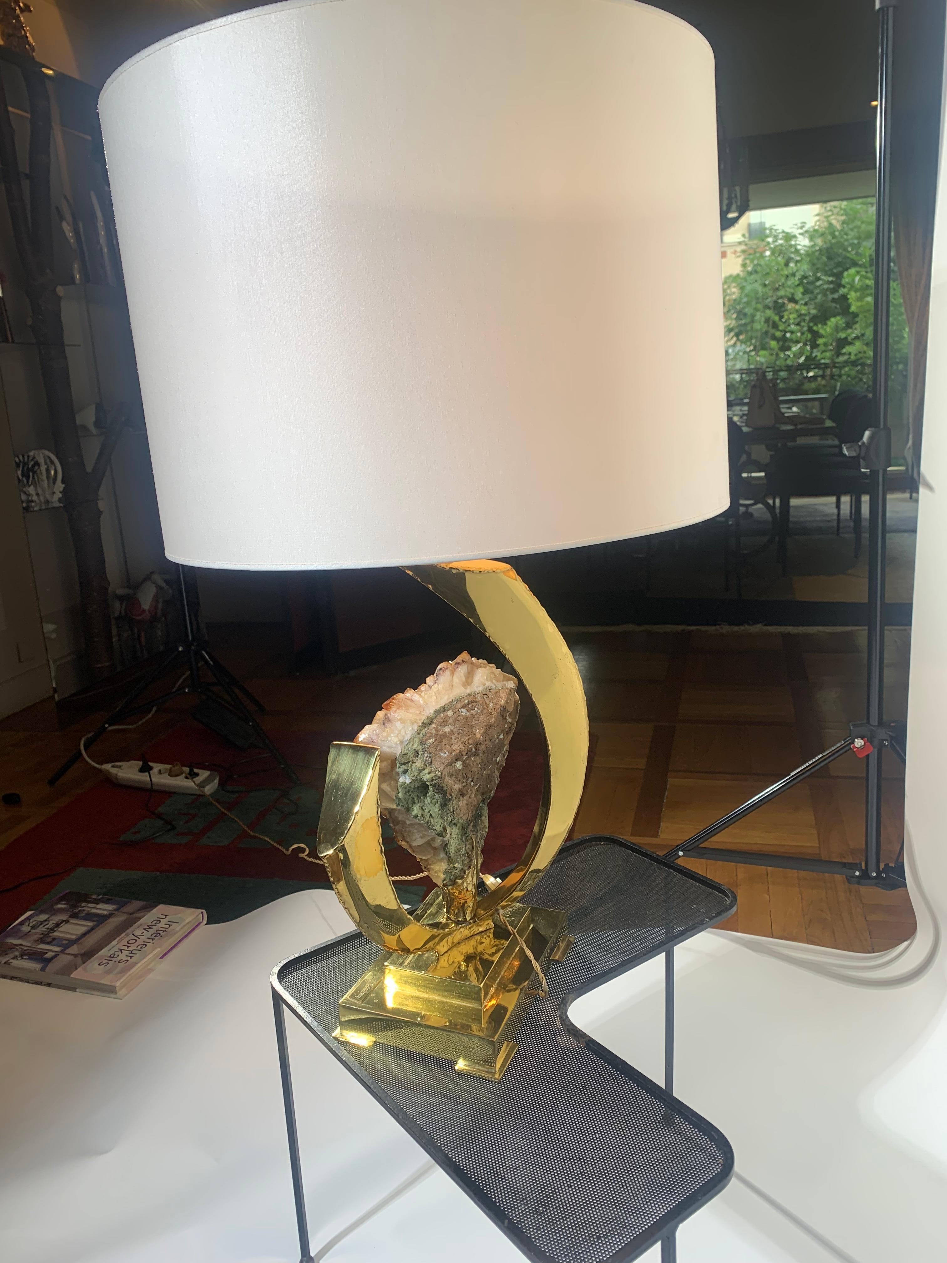 French Lamp decorated with a golden rock crystal geode. For Sale